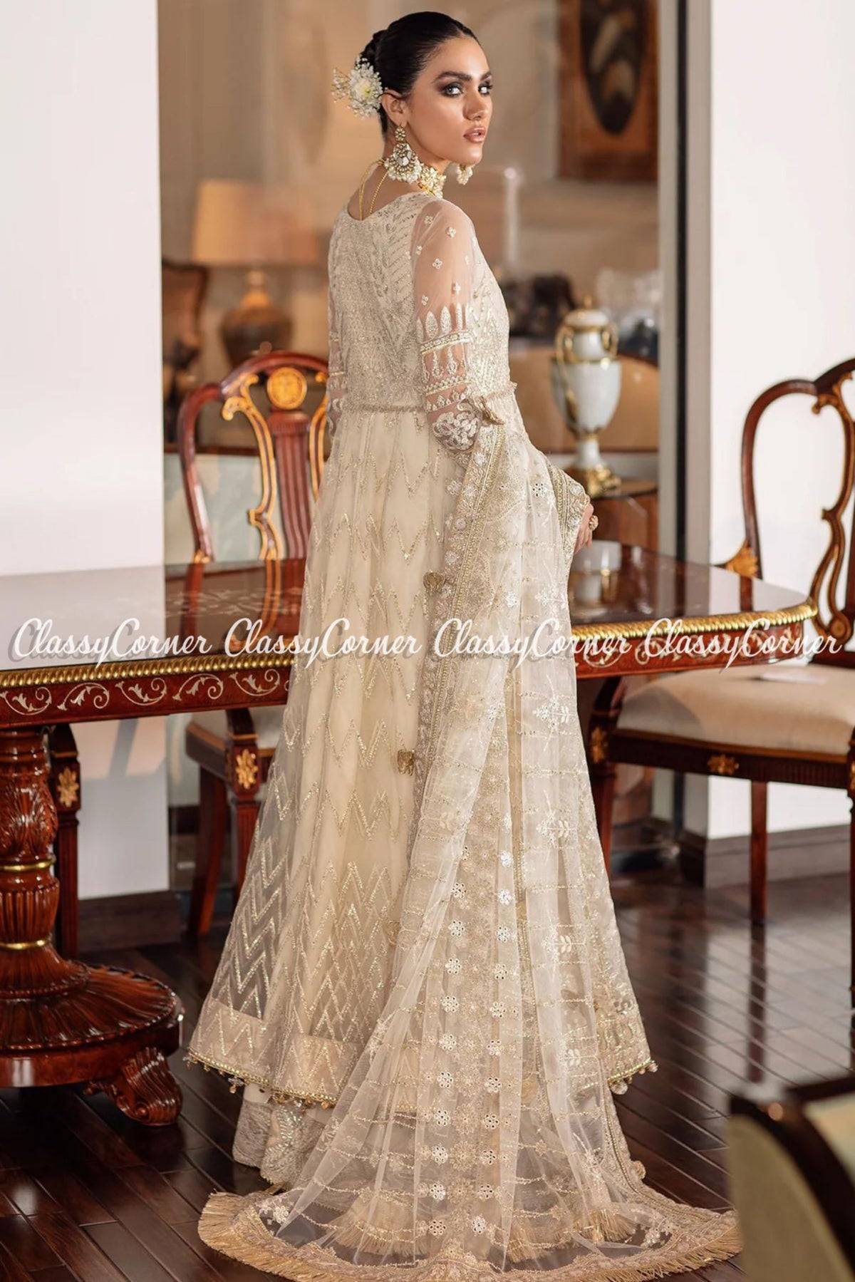 Pakistani wedding clothes for females