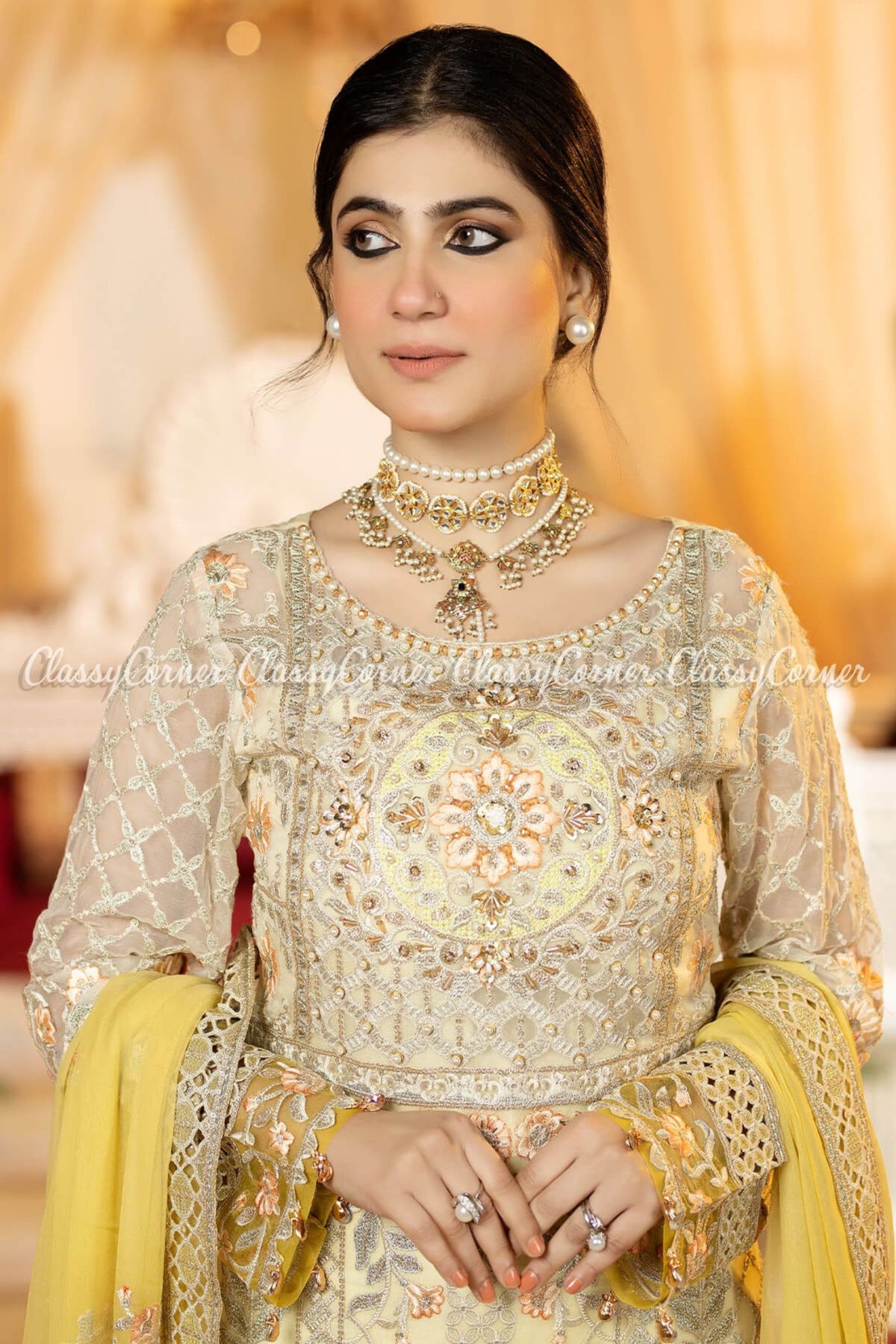 wedding guest outfits pakistani