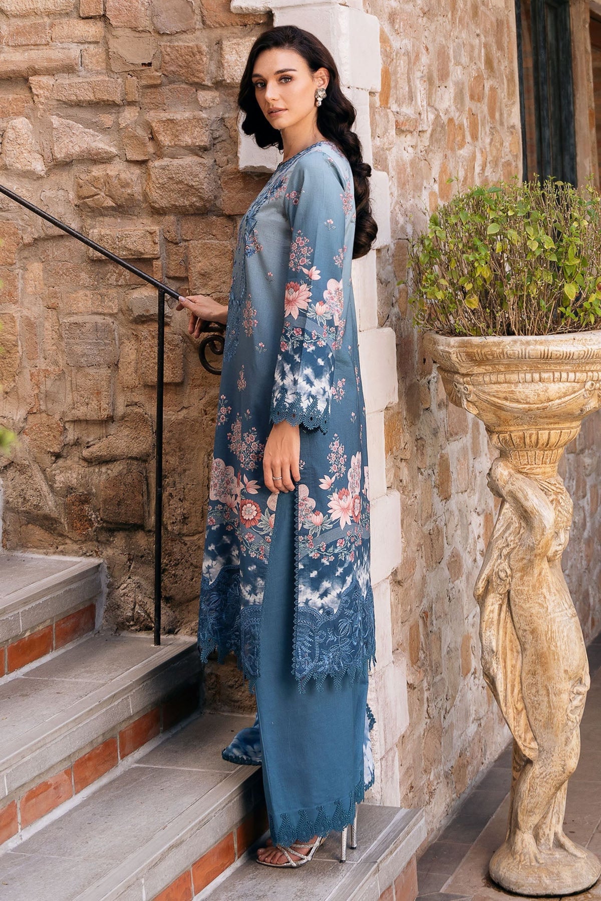 Pakistani Semi Formal Wears In Australia