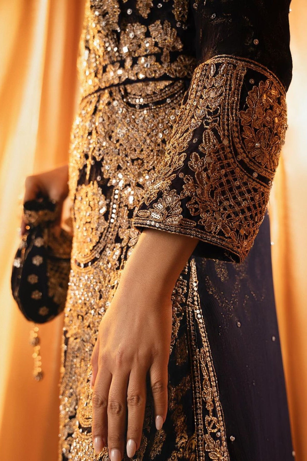 Women&#39;s Pakistani Wedding Outfits In UK