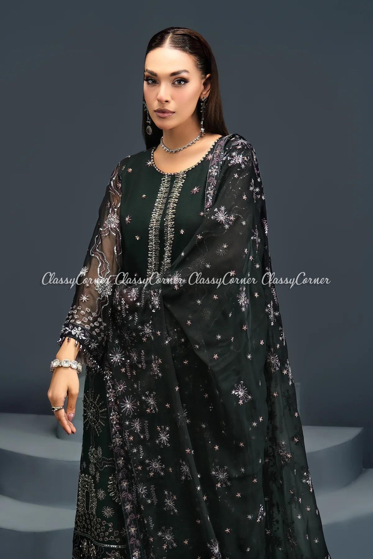 Pakistani wedding clothes for females