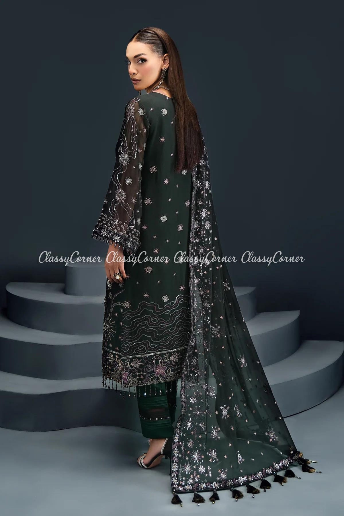 pakistani formal wear to attend wedding