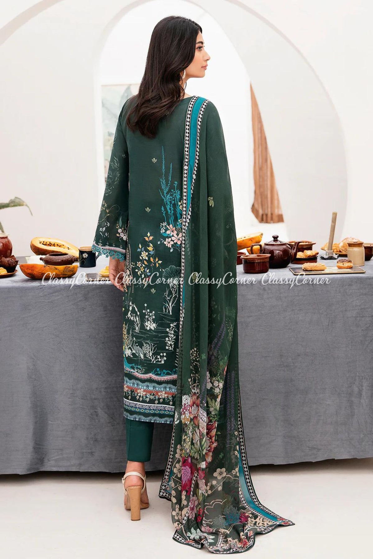 Printed suits for women pakistani