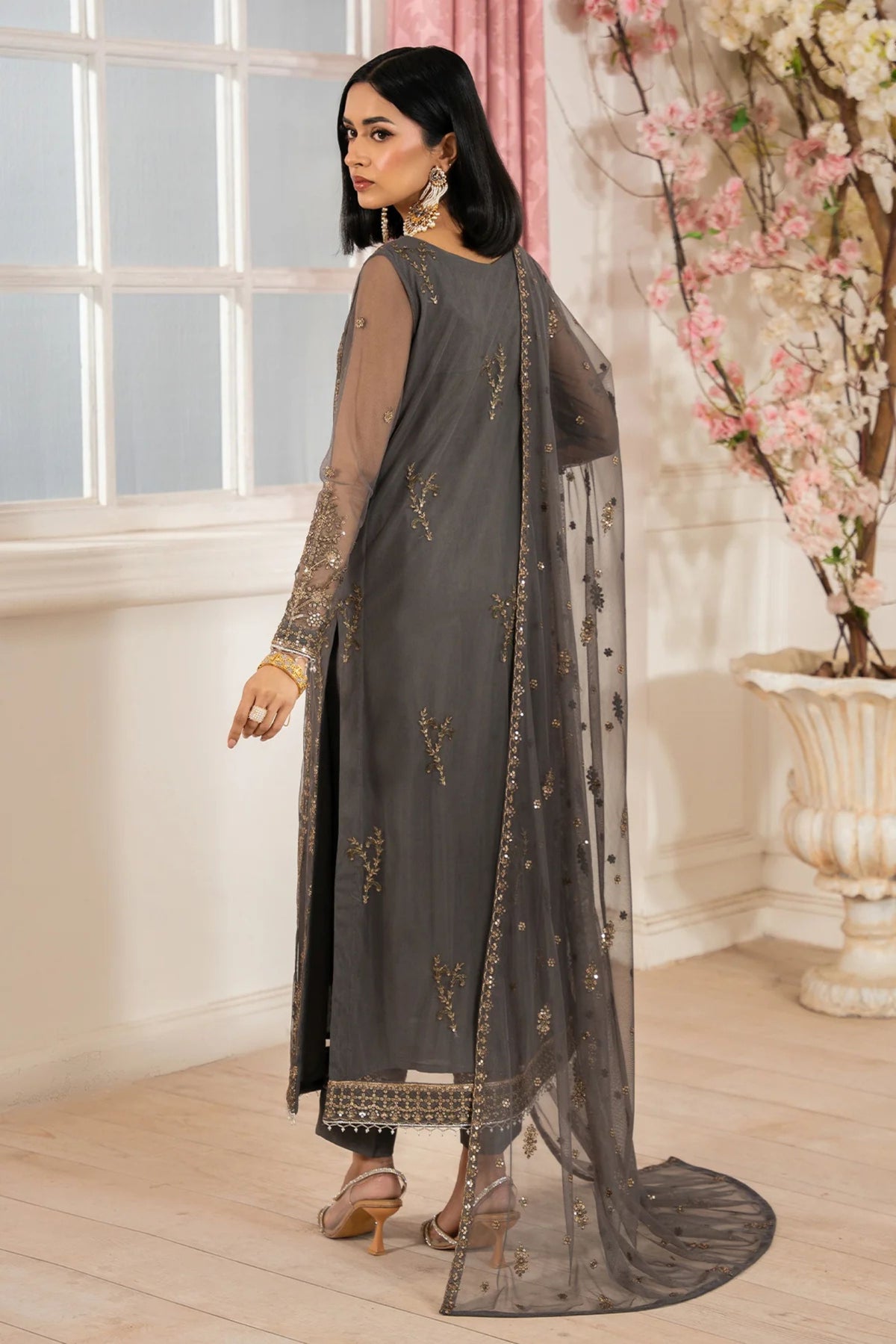 Fancy Dress For Pakistani Wedding