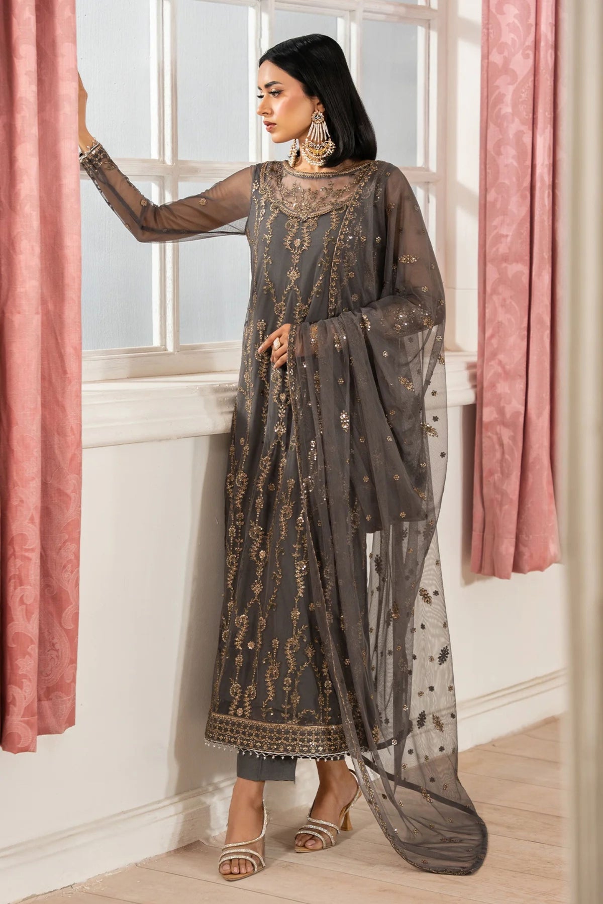 Fancy Dress For Pakistani Wedding