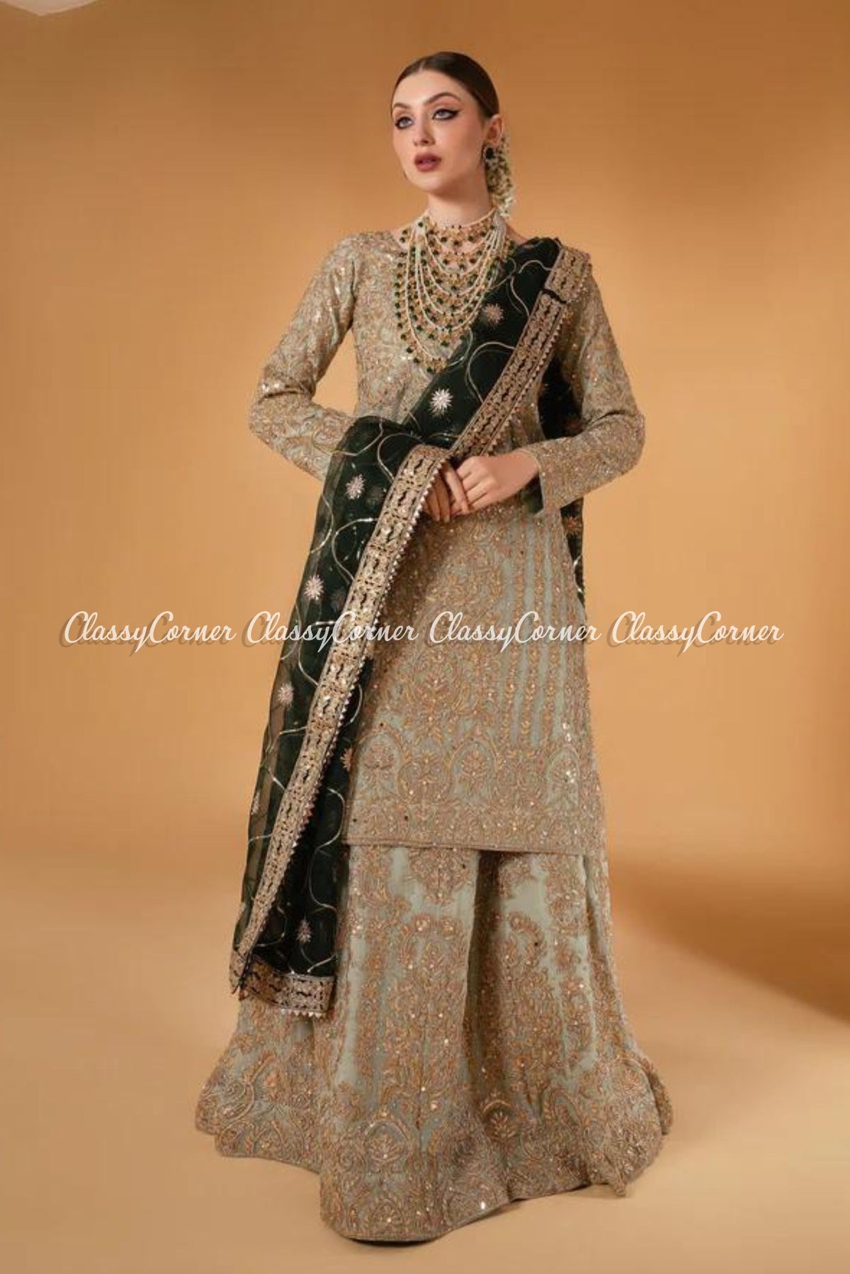 pakistani ladies wedding outfits