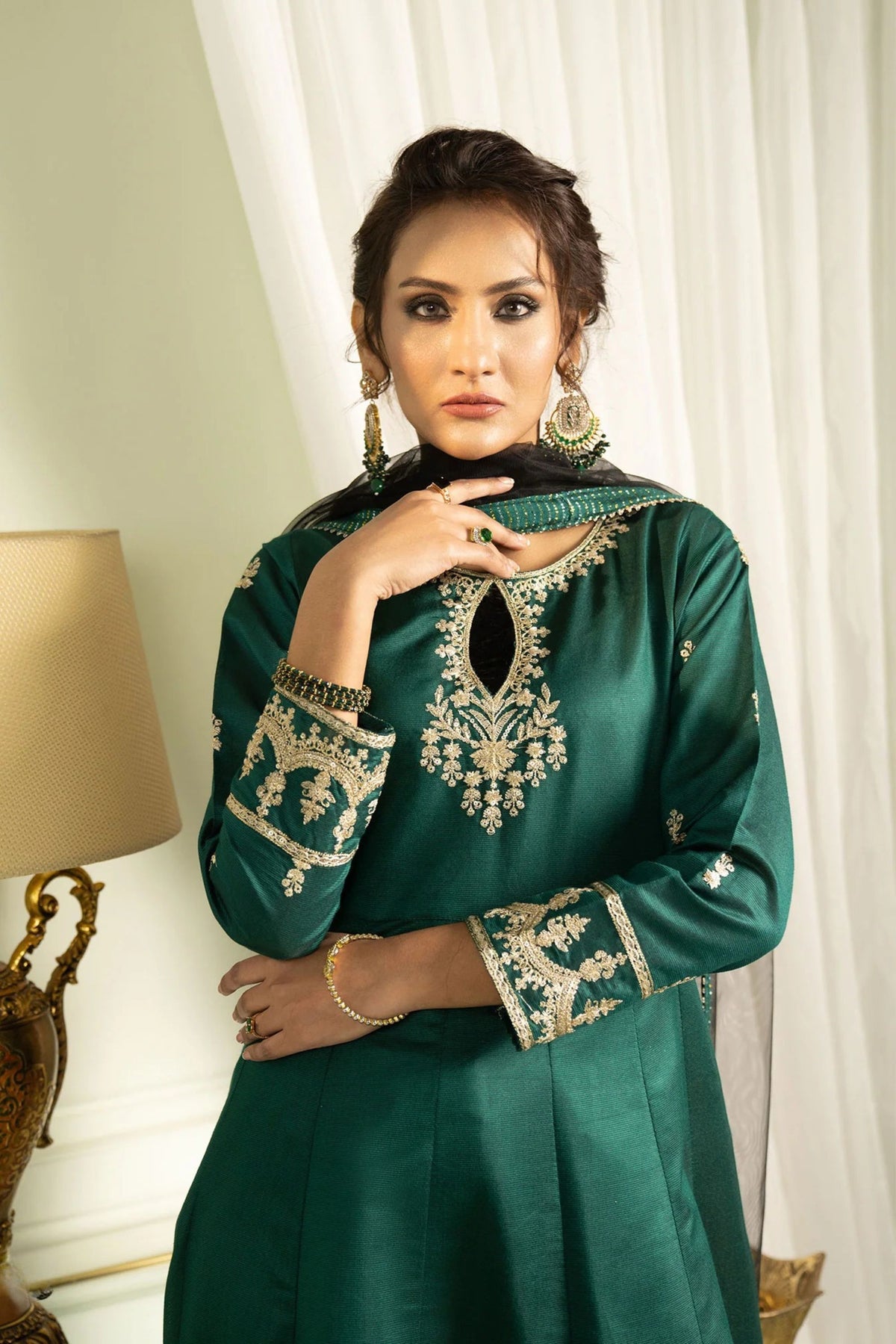 Pakistani Wedding Women Outfits Online In Sydney