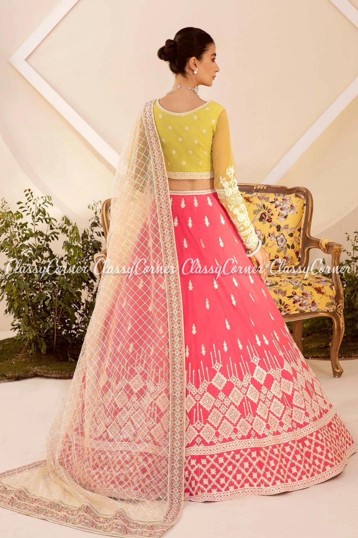 pakistani lehenga for wedding