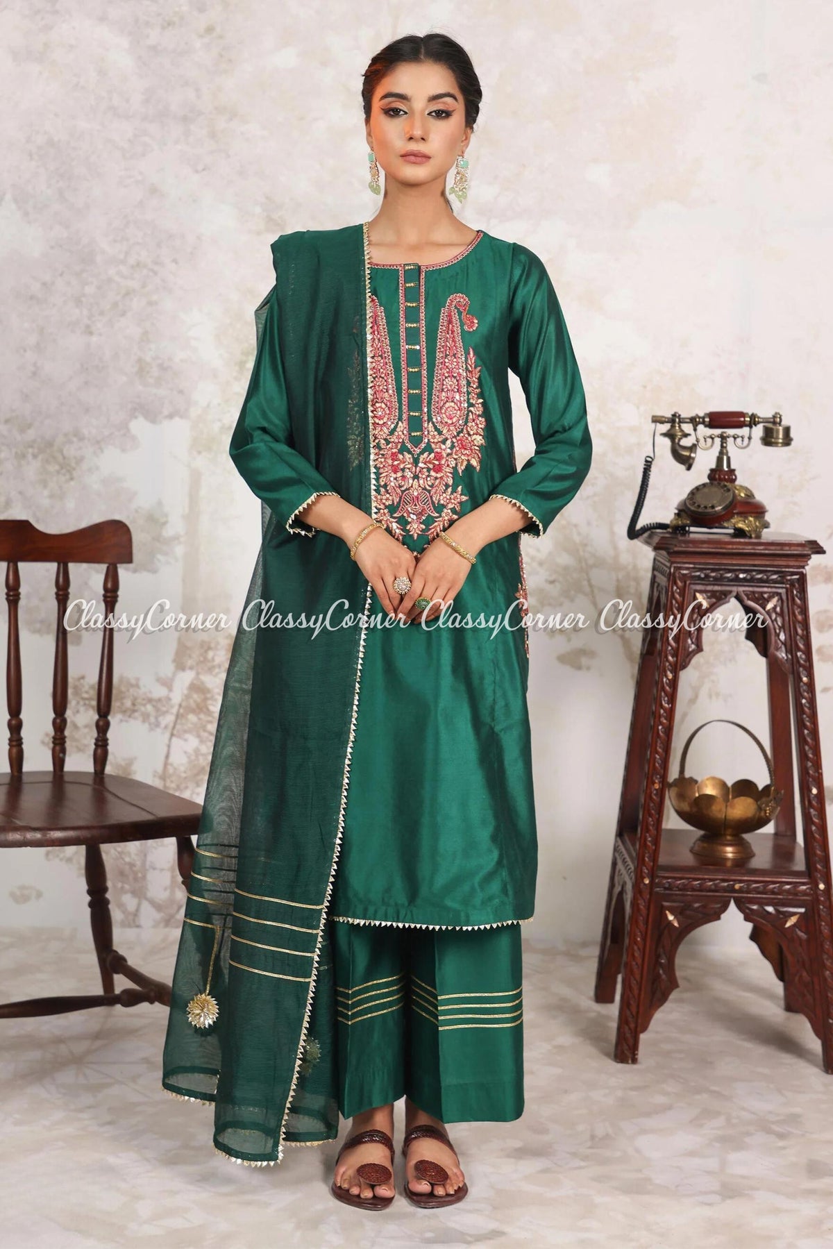 Wedding Outfits For Women Pakistani