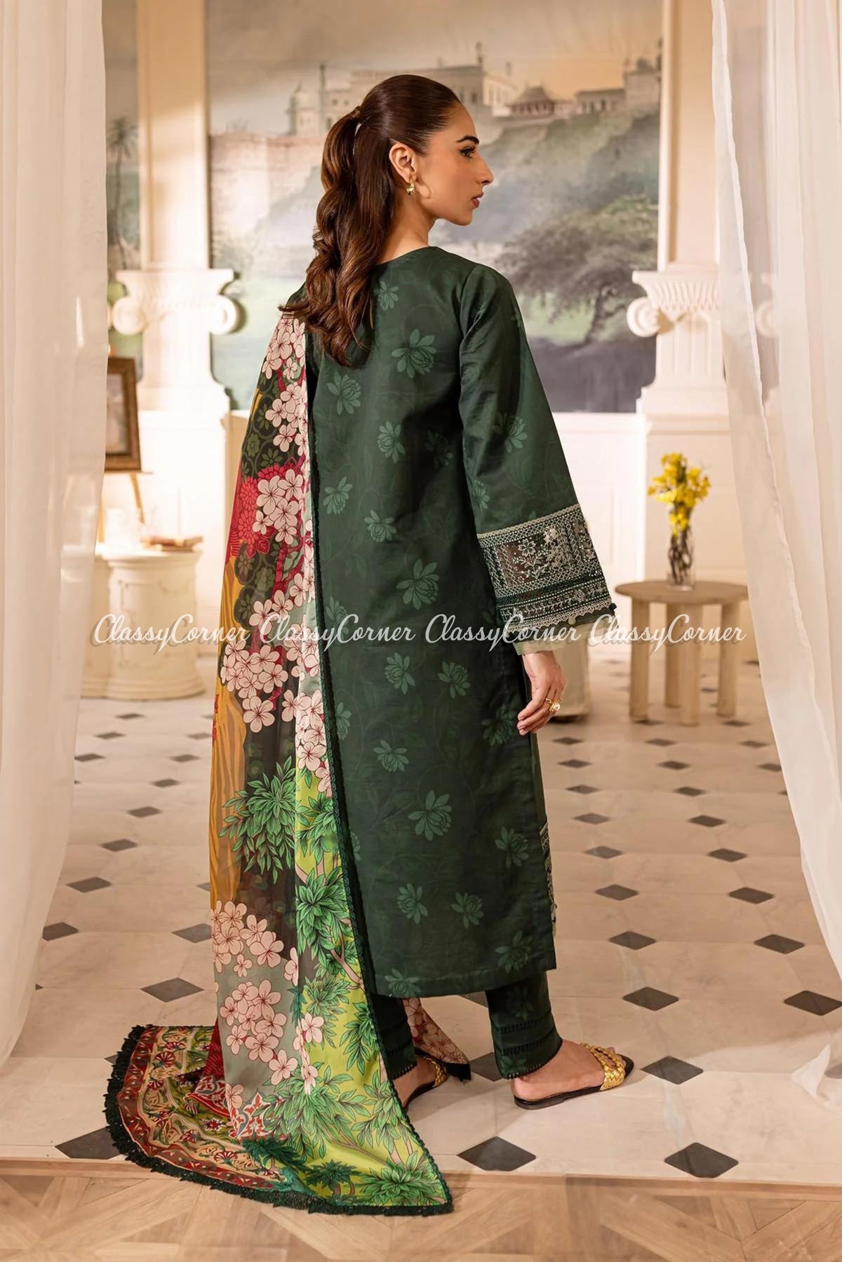 Pakistani formal attire