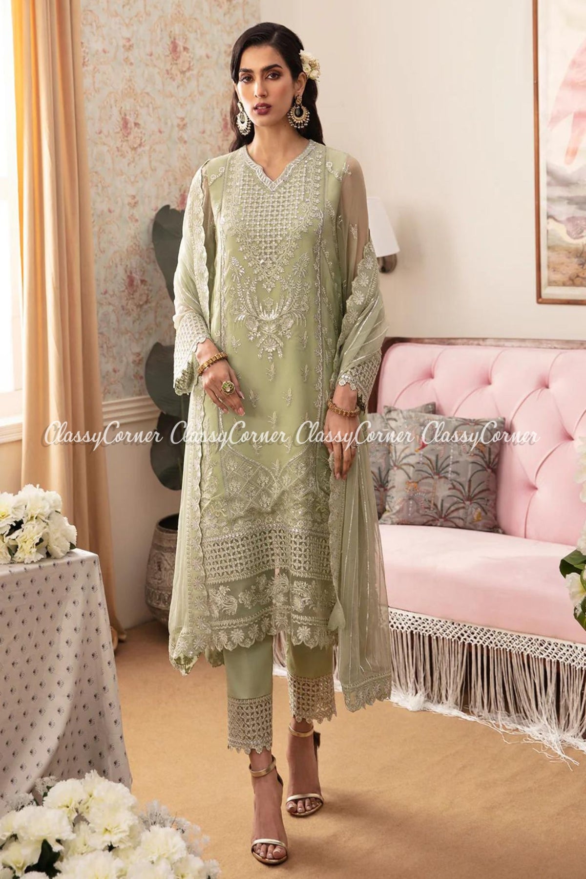 Pakistani wedding fashion for women