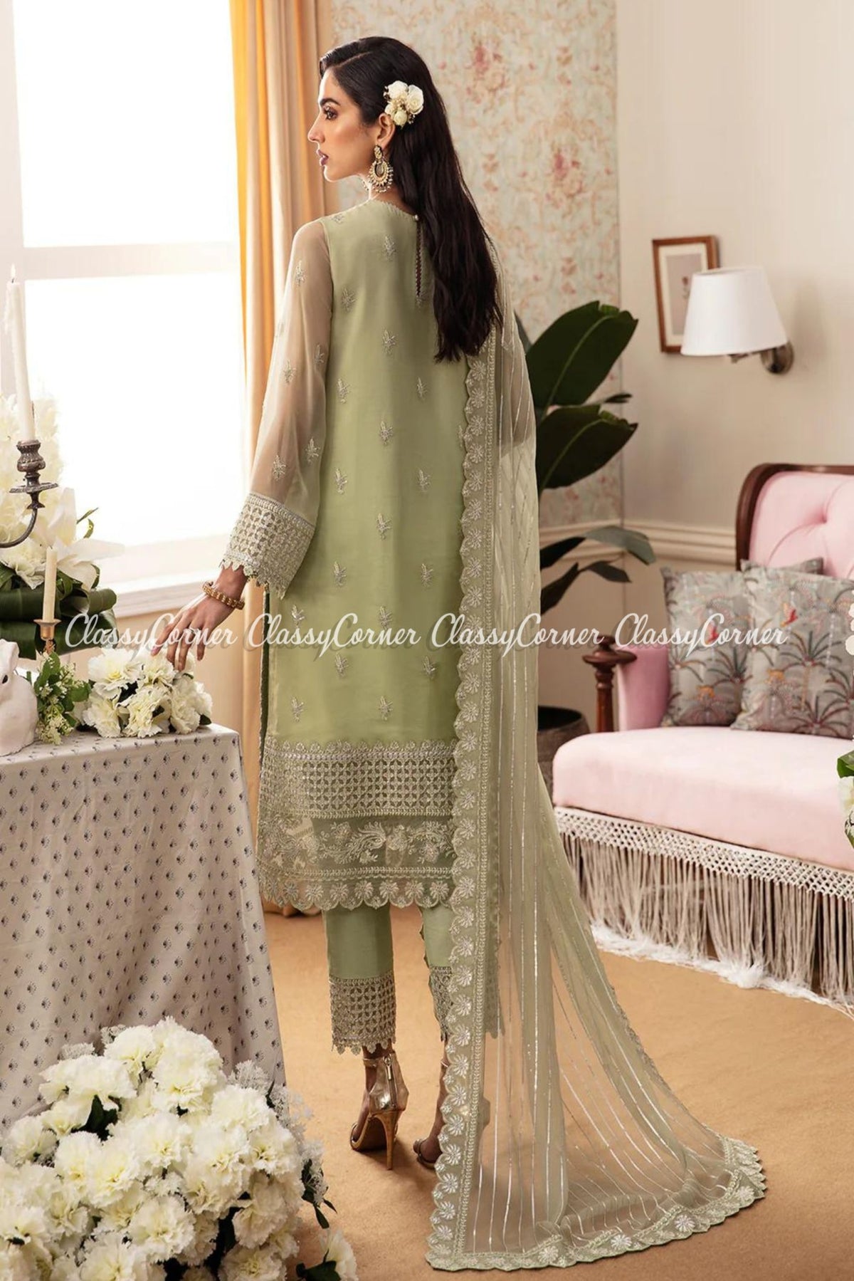 Pakistani wedding fashion for women