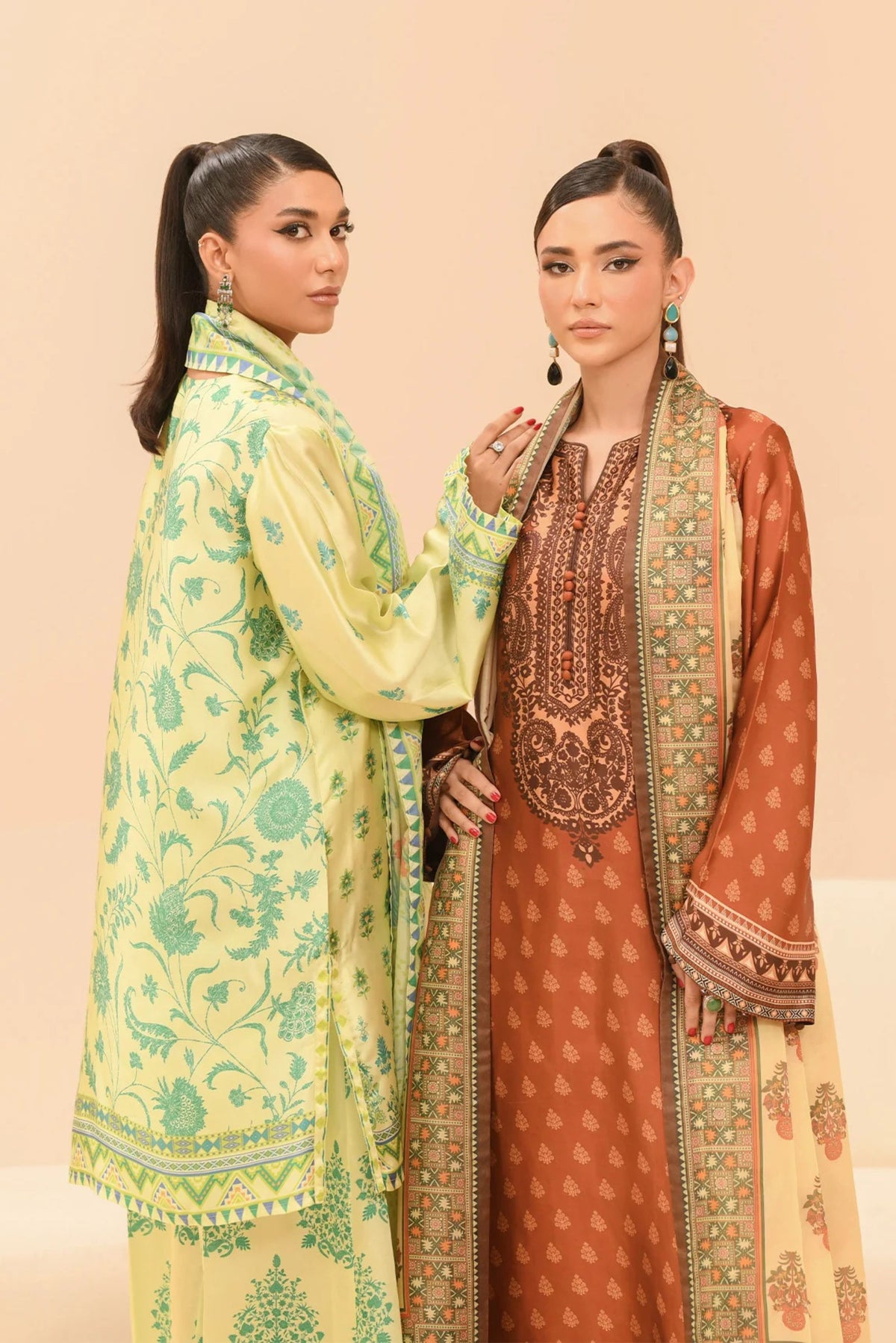 Pakistani Guest Outfits To Attend Events