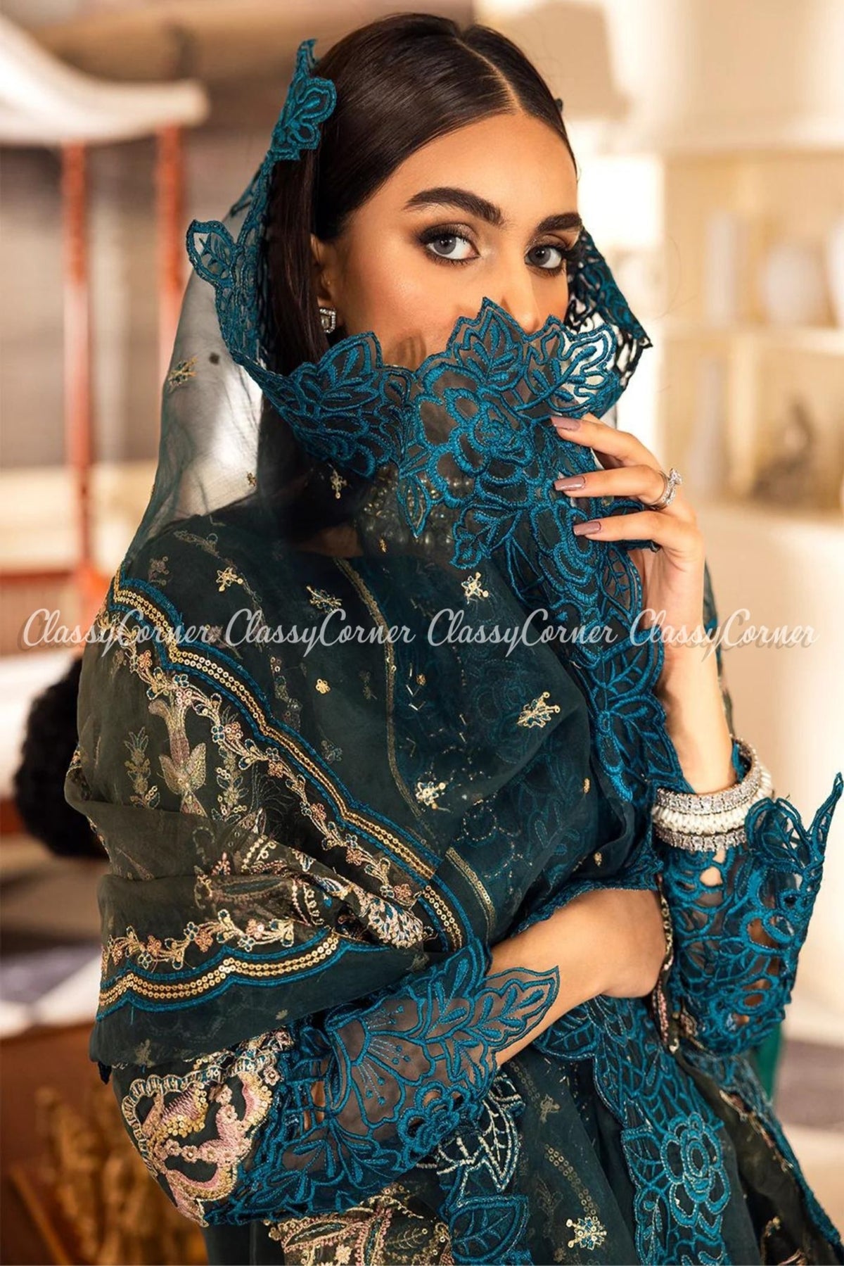 women&#39;s pakistani wedding outfits