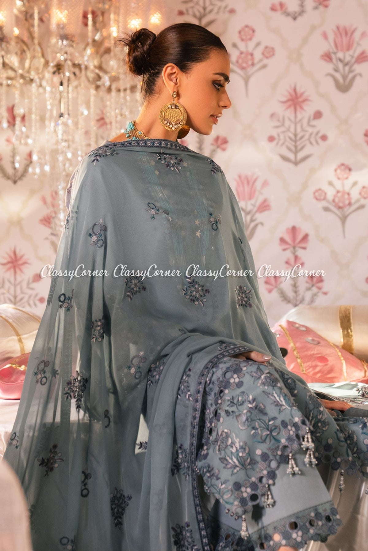 Women&#39;s Semi Formal Wear For Pakistani Events