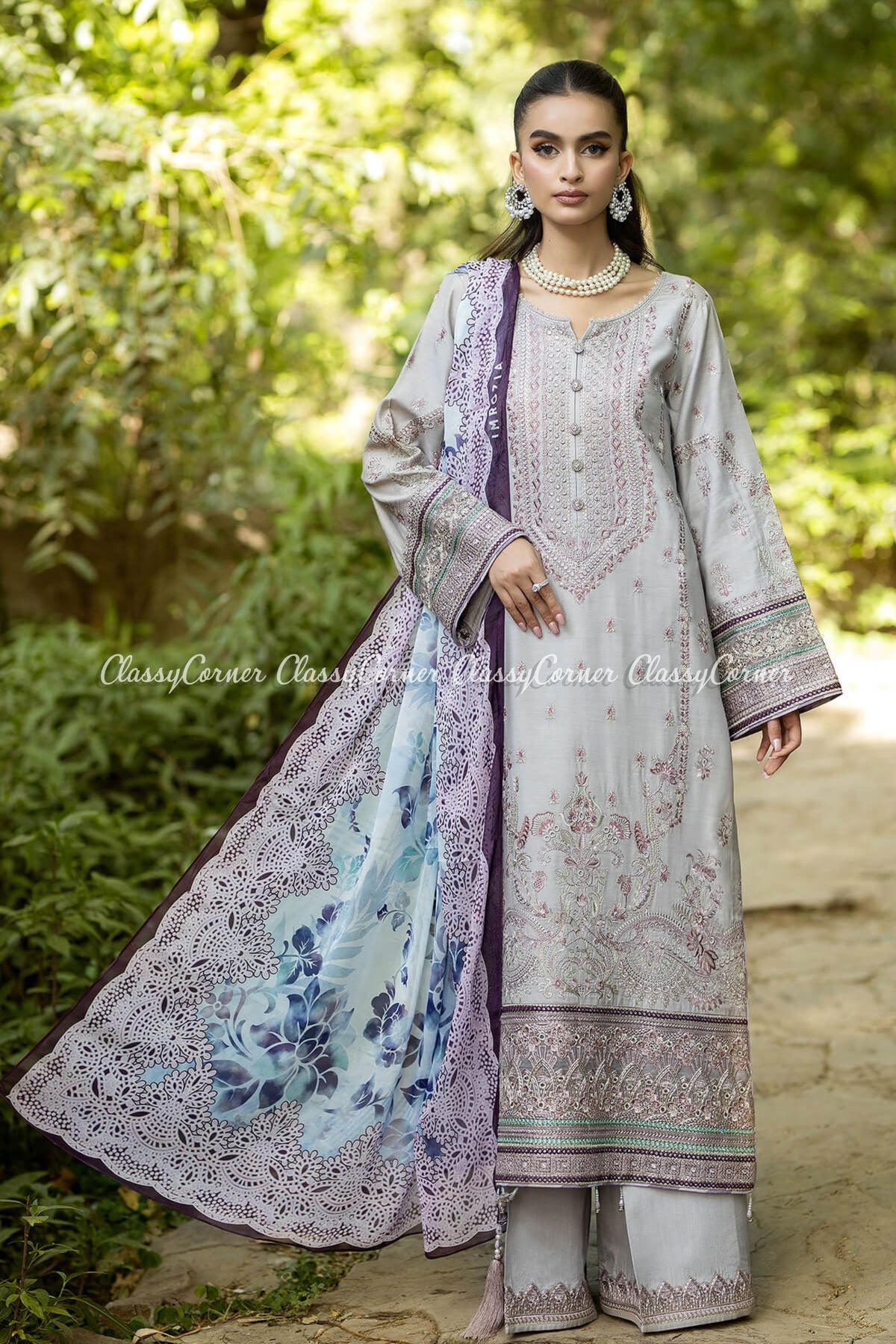 Desi Pakistani Lawn Outfits