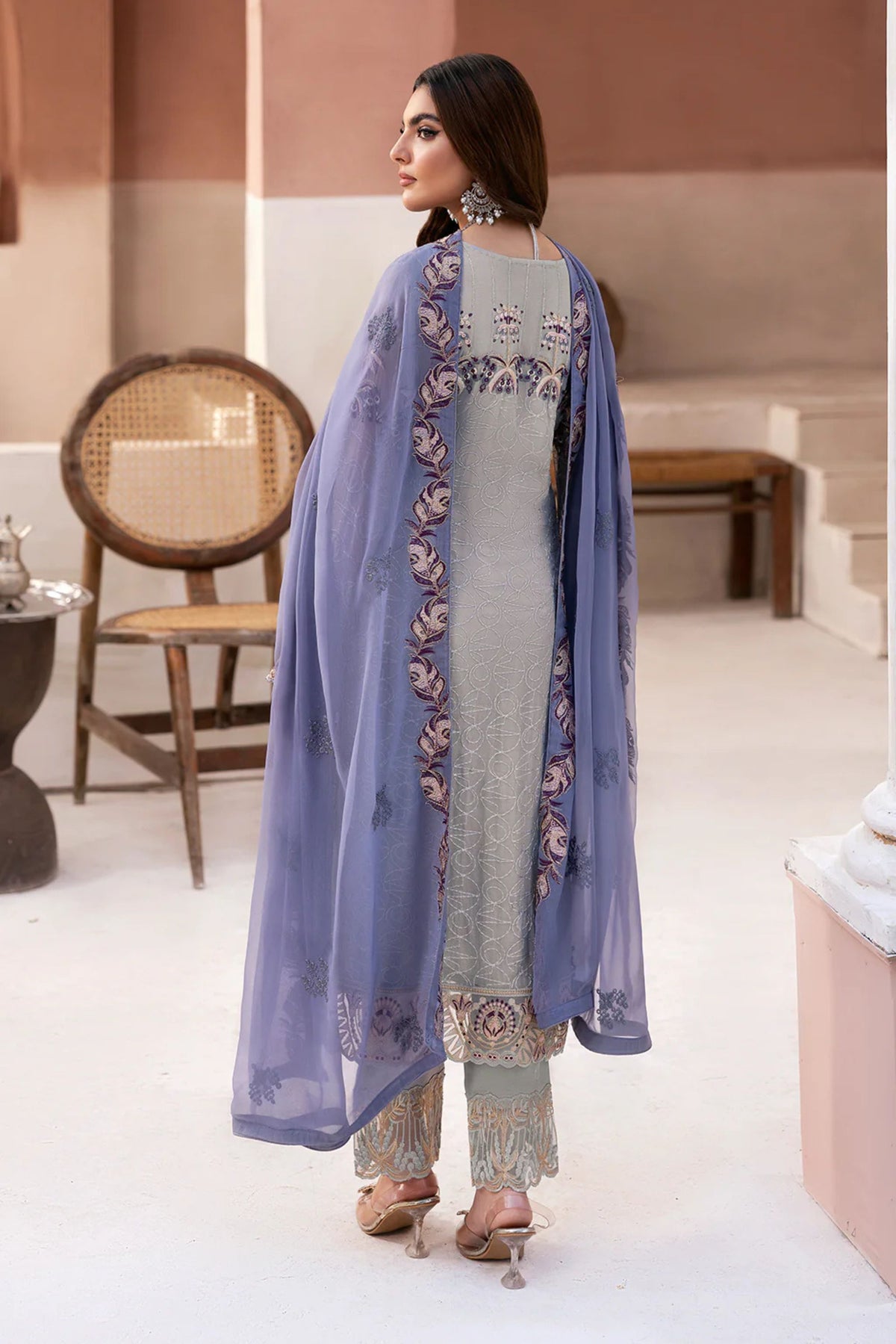 Desi Pakistani Formal Wear Outfits