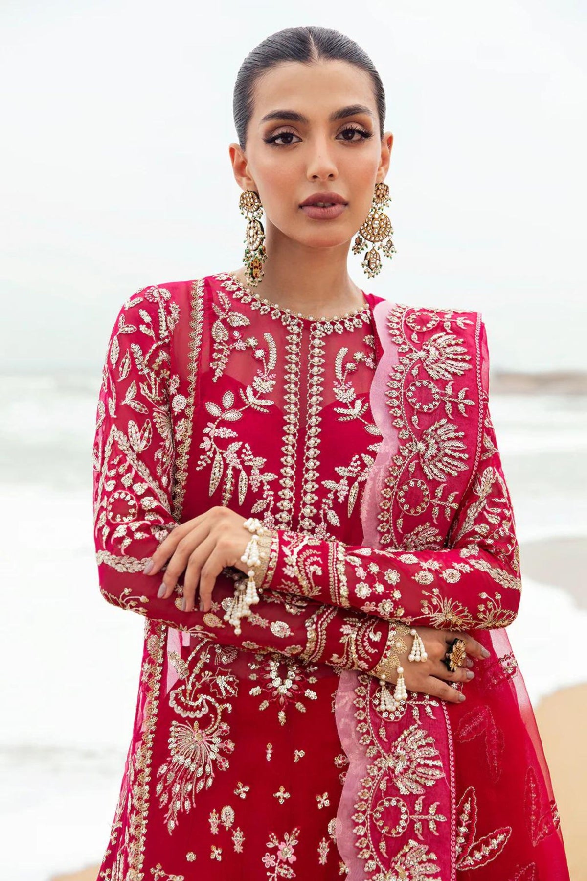 Traditional Pakistani Wedding Clothing 