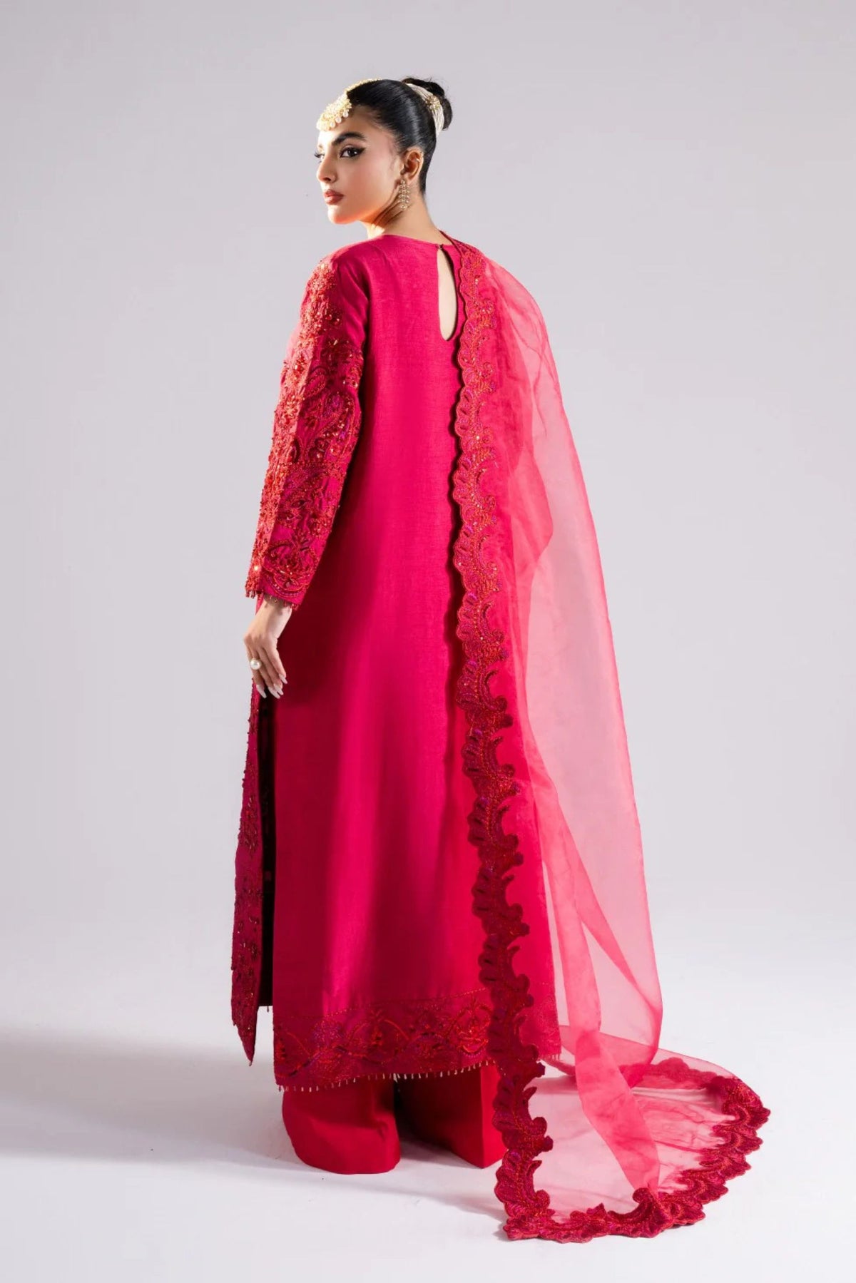 Pakistani Wedding Suits For Women