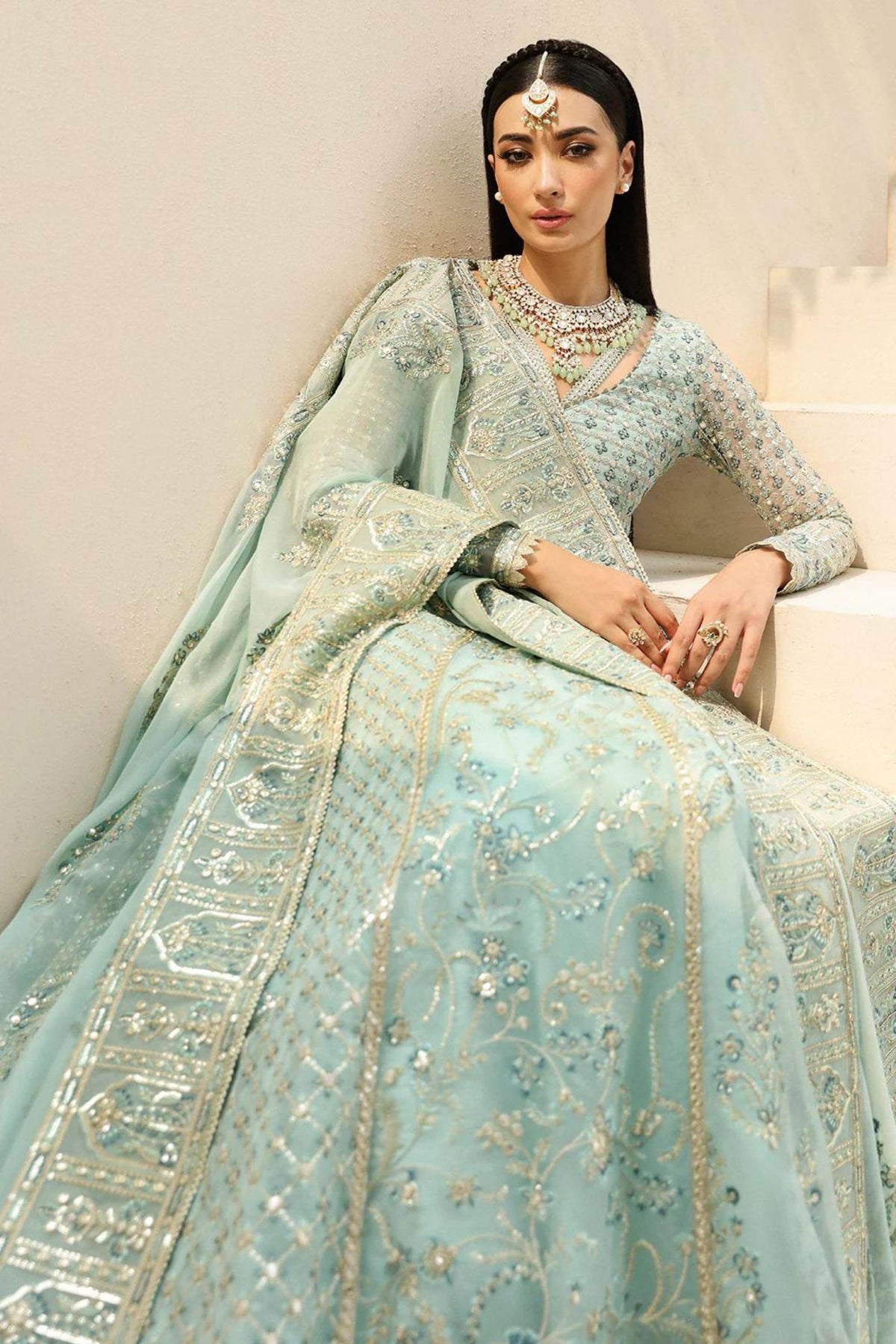 Traditional Pakistani Wedding Outfits 