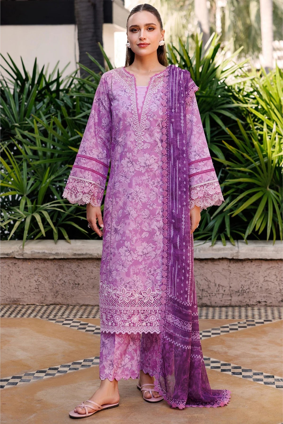 Pakistani Lawn Suits Online