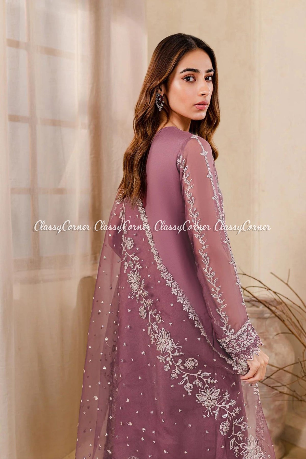 Pakistani wedding fashion for women in Sydney, Australia