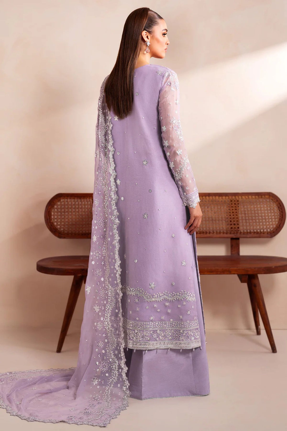 Pakistani Wedding Guest Outfits 