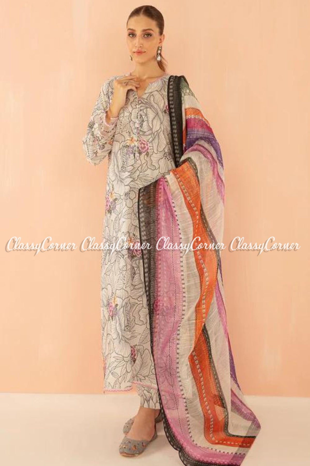 Grey Digital Printed Lawn Embroidered Salwar Kameez