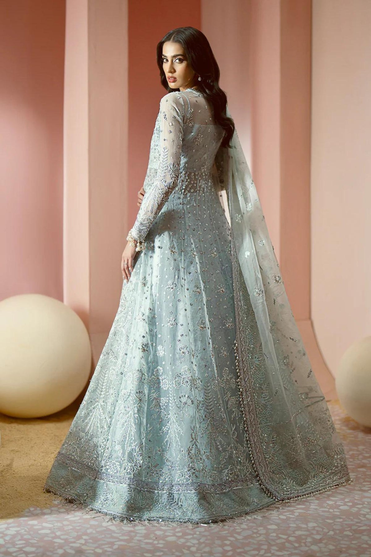 Pakistani Gowns To Attend Wedding 