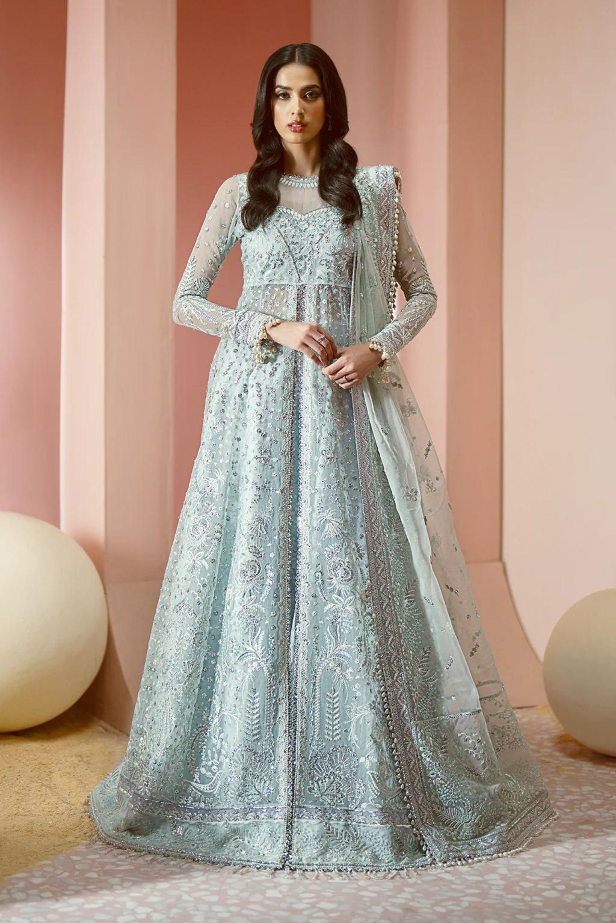 Pakistani Gowns To Attend Wedding 