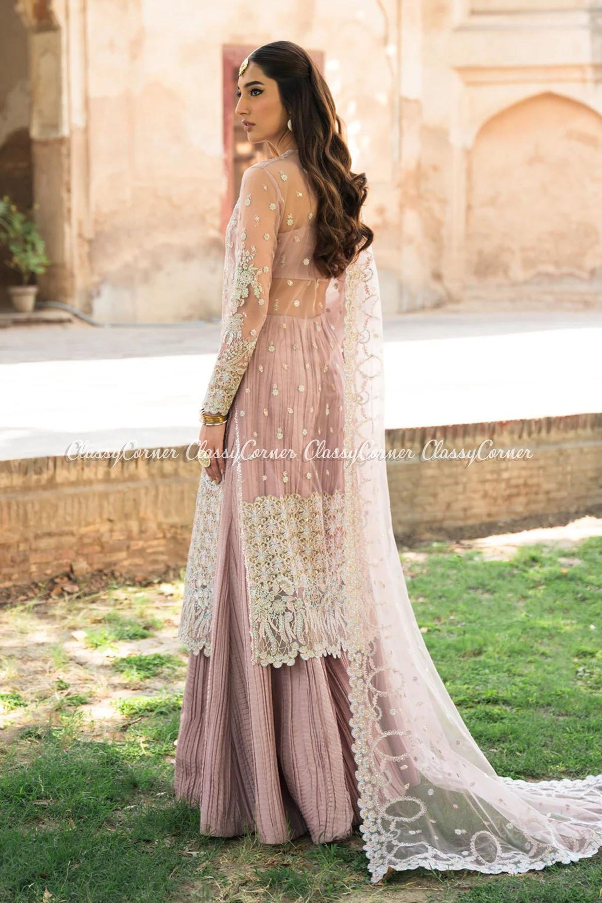 pakistani wedding outfits for ladies