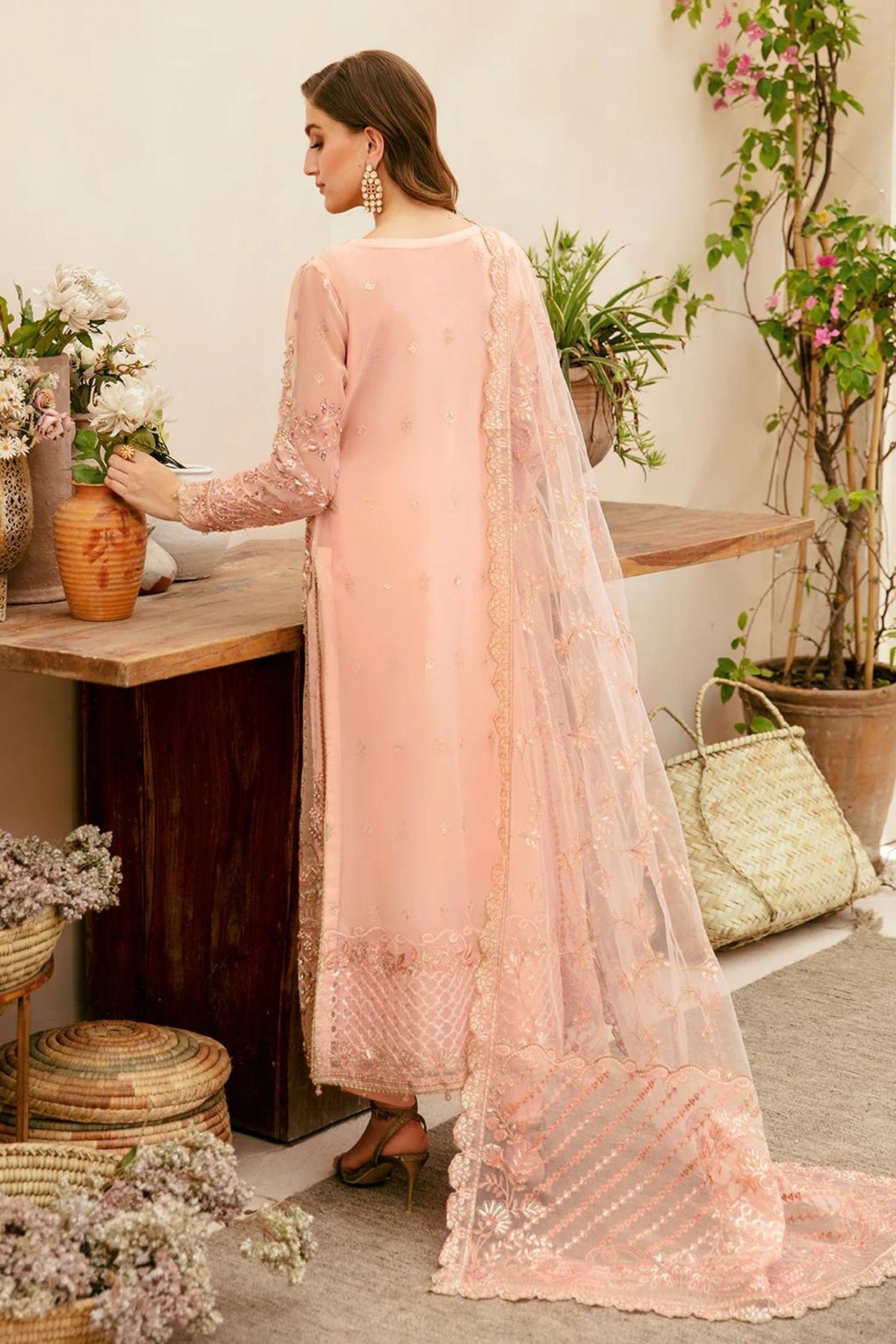 Pakistani Wedding Suits For Women