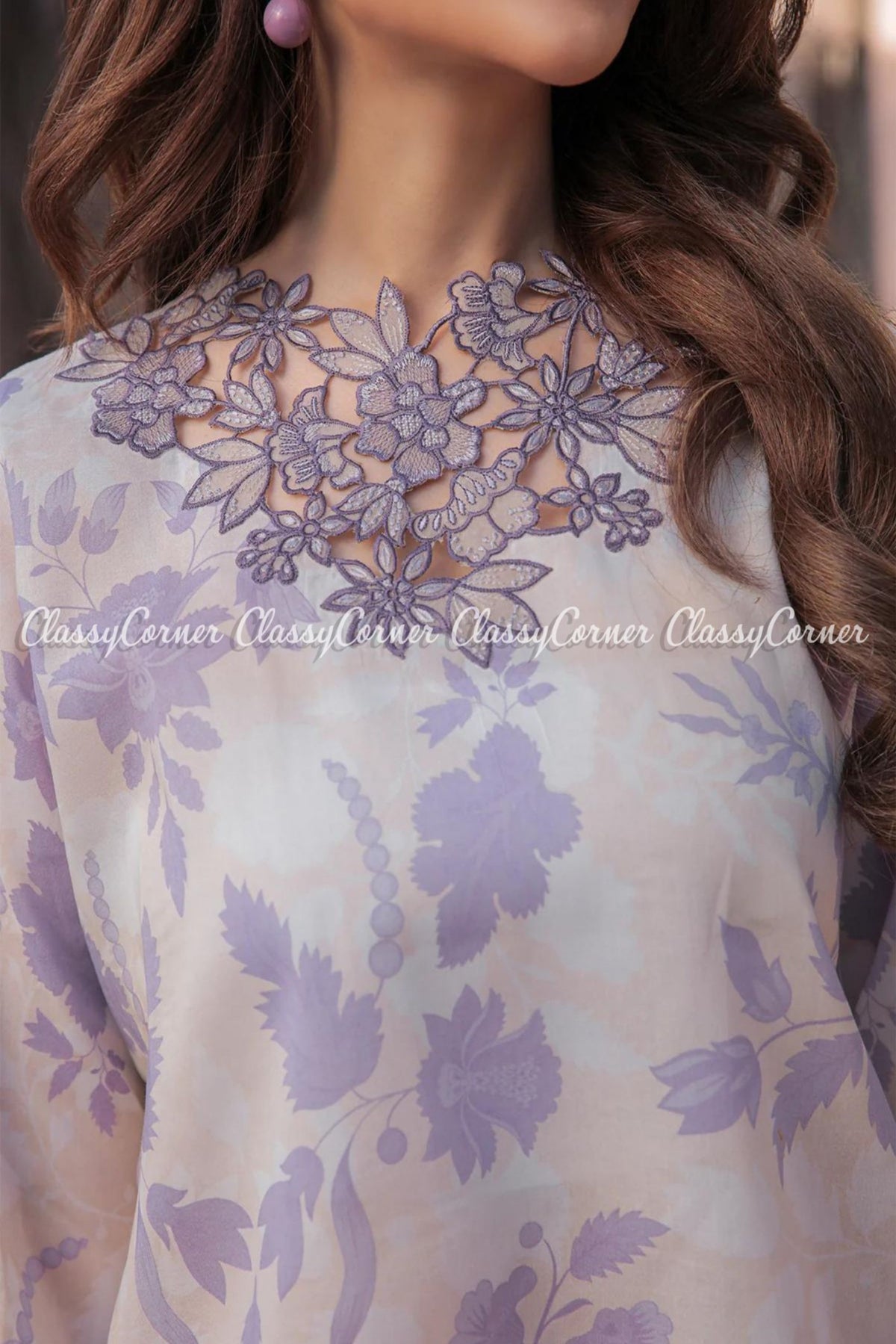 Light Purple White Floral Embroidered Pakistani Salwar Kameez