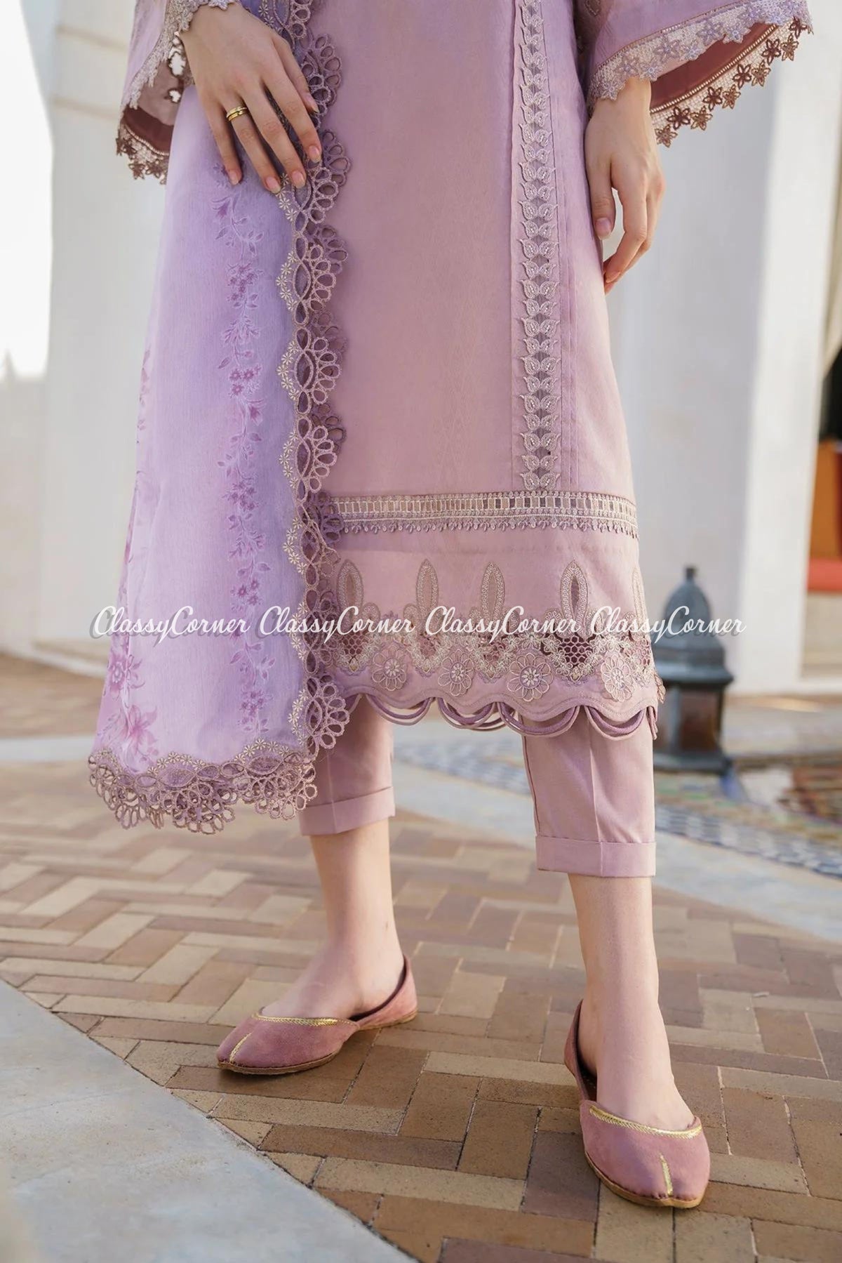 Lilac Embroidered Lawn Pakistani 3pc Suit