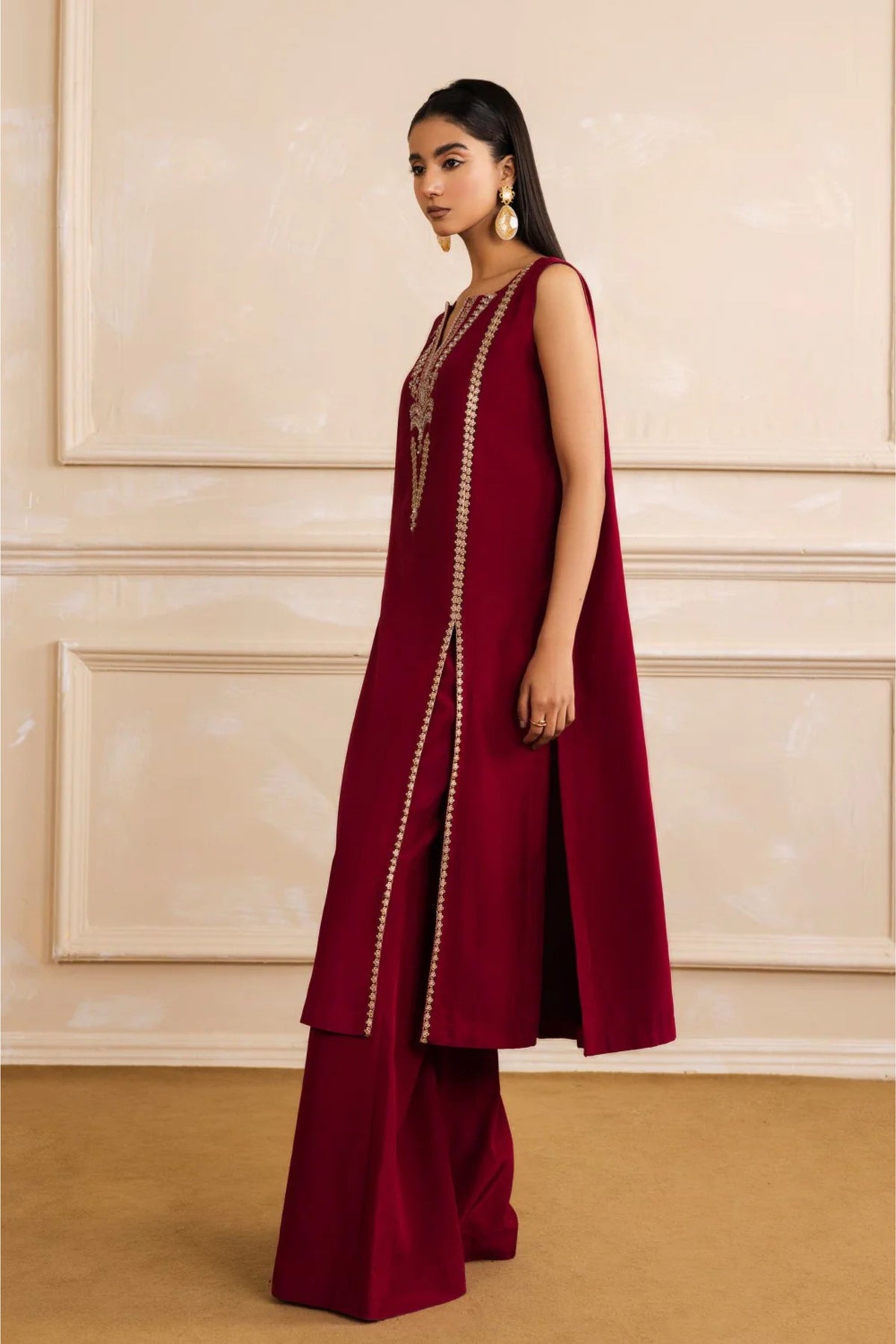 Wedding wear Pakistani outfits Online