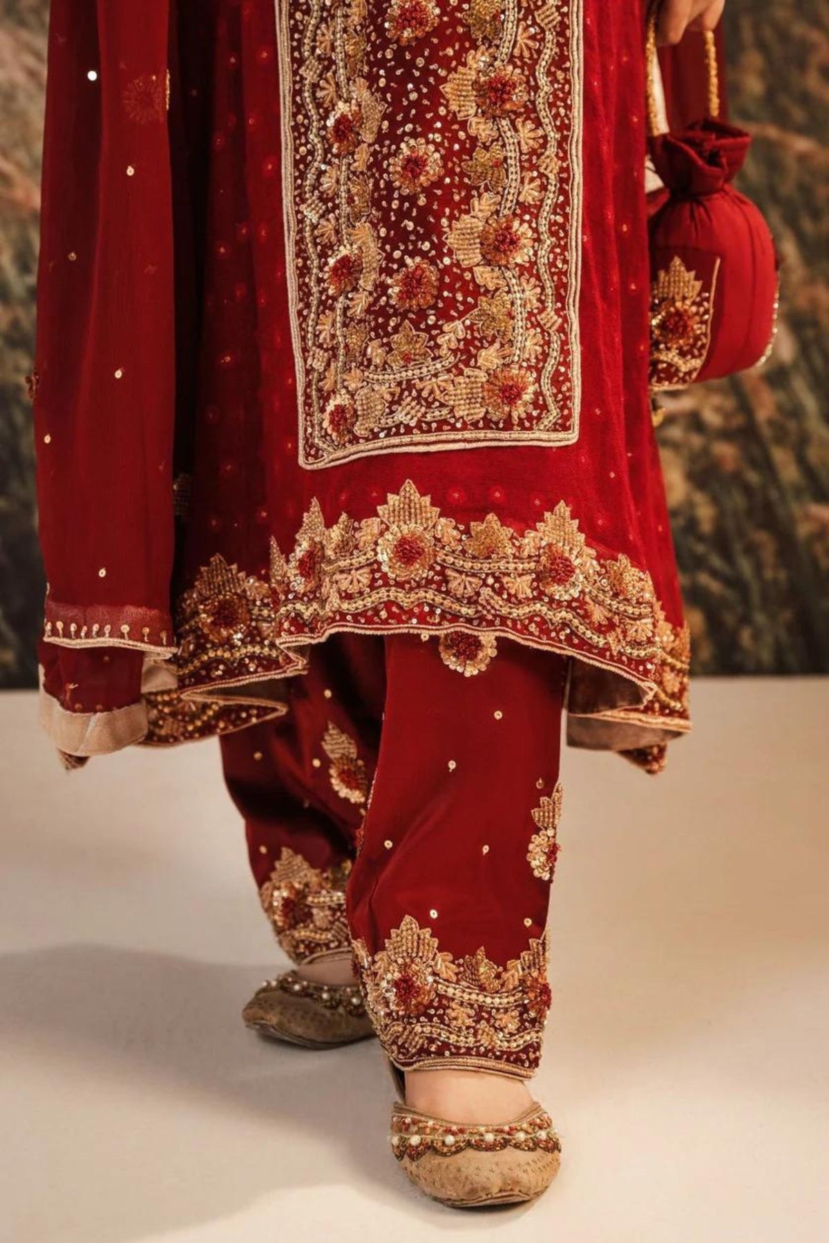 Women&#39;s Pakistani Wedding Outfits