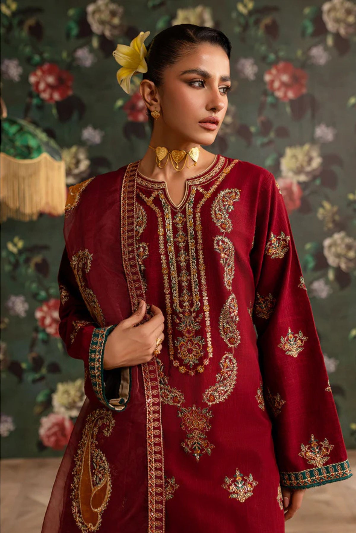 Pakistani Readymade Suits Online