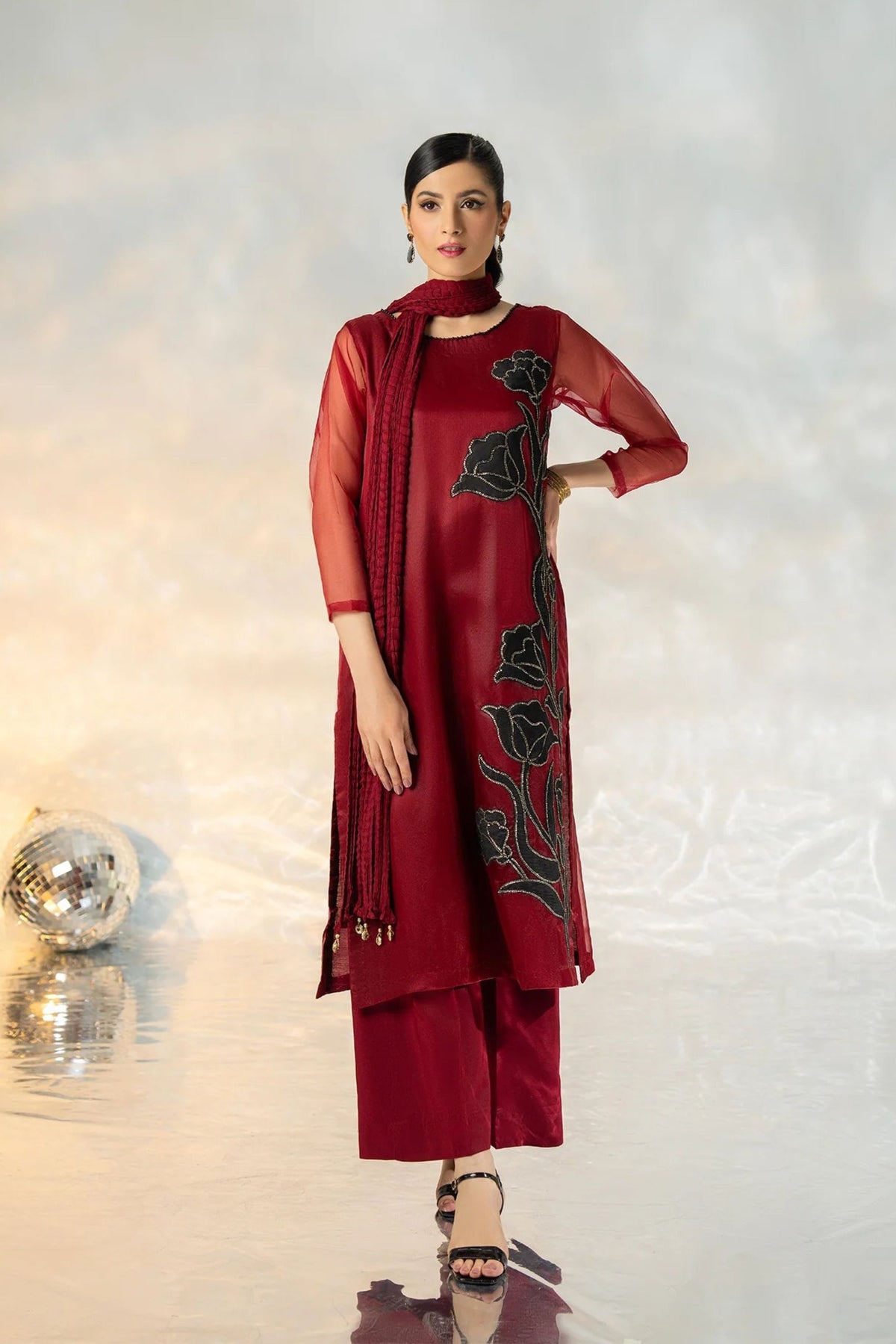 Pakistani Formal Suits For Women