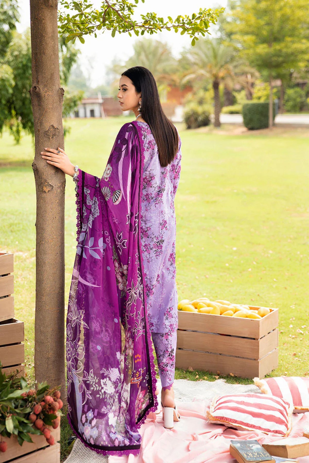Pakistani lawn suits for summers