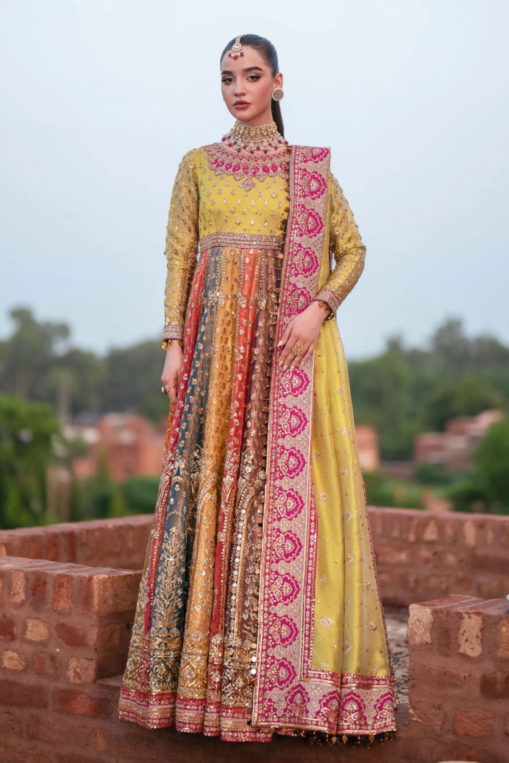 Mehndi wear Bridal Dresses Online