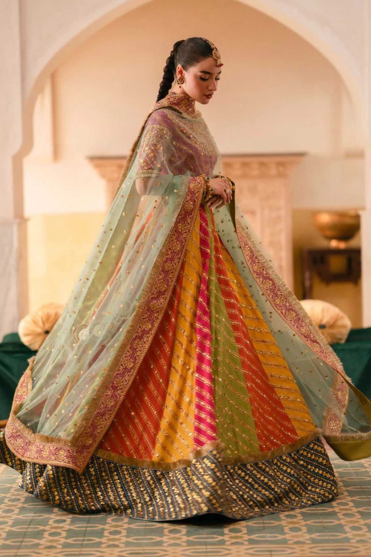 Mehndi Wear Bridal Dresses Online