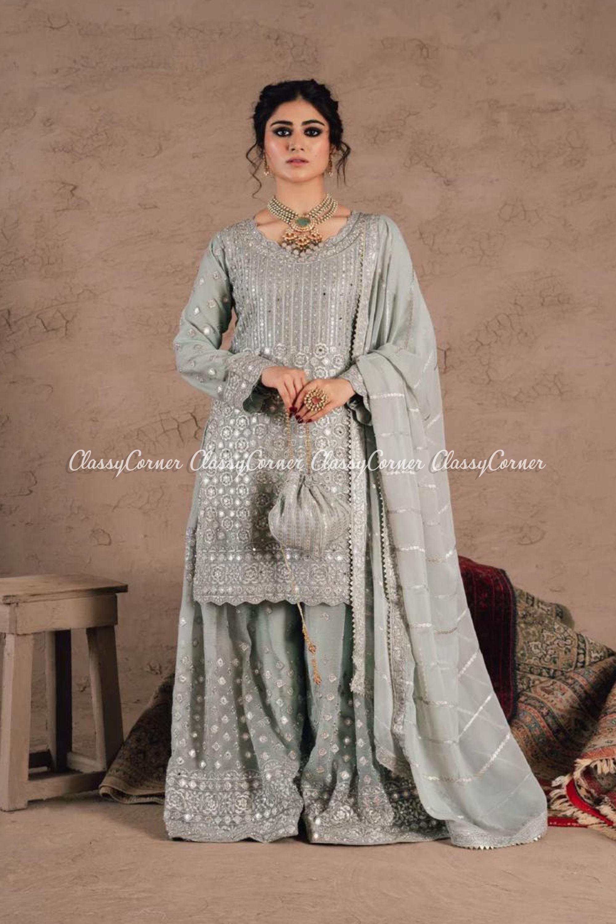 Pakistani Wedding Outfits For Guests