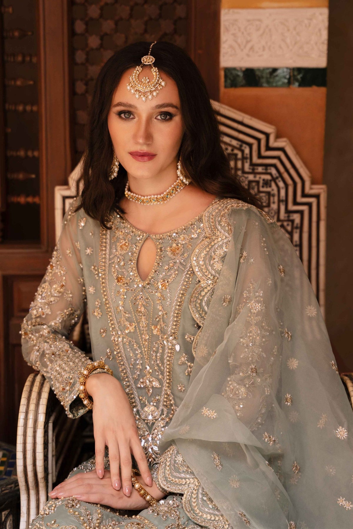 Pakistani Wedding Women Outfits 