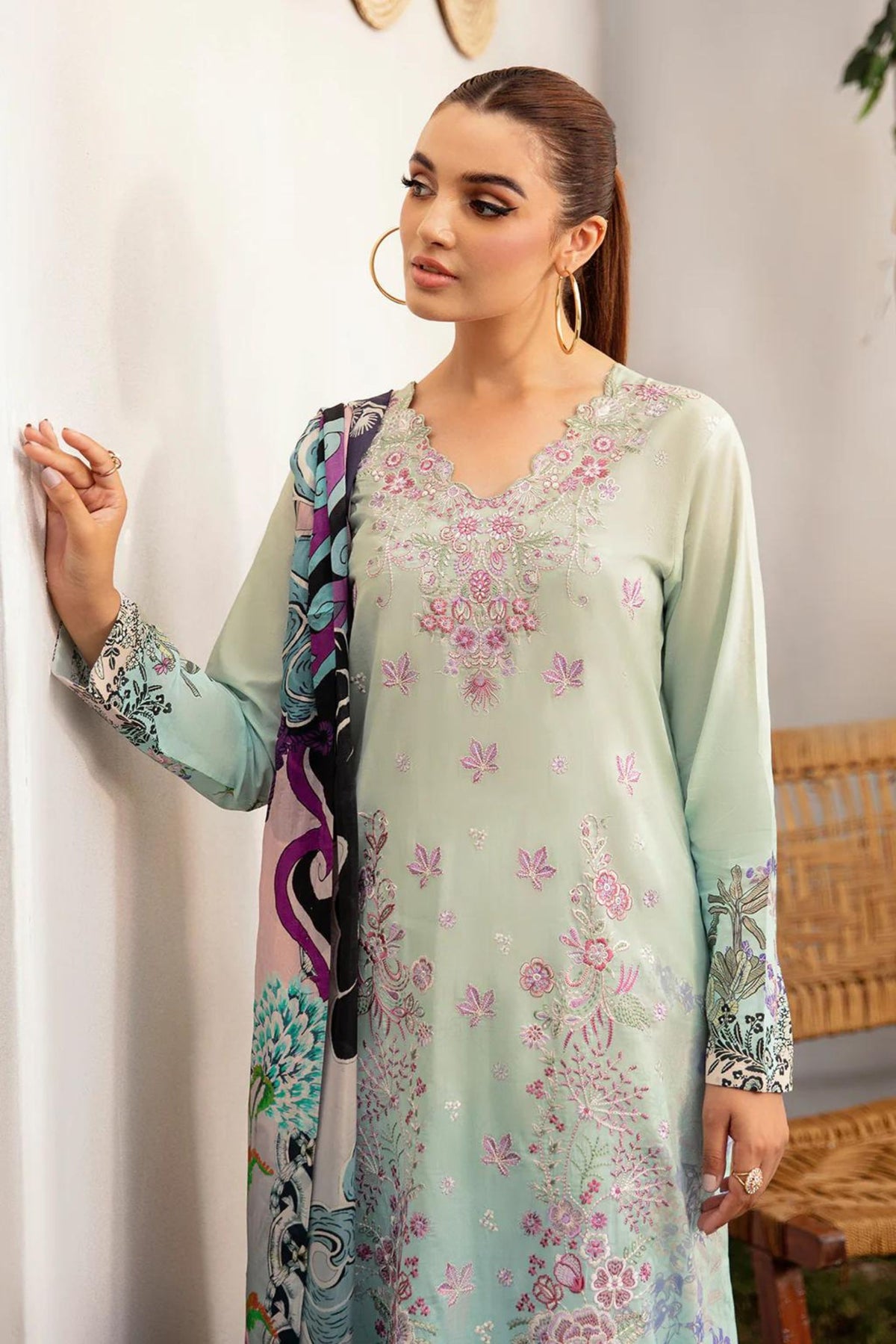 Pakistani shade dresses for ladies