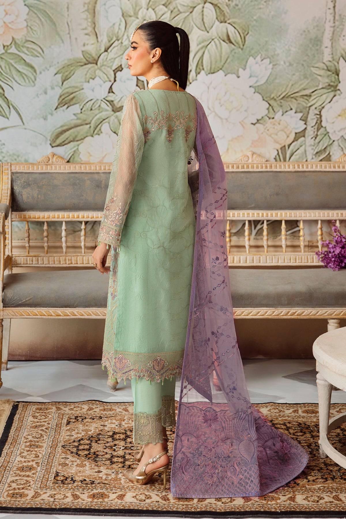 Pakistani Wedding Suits For Women