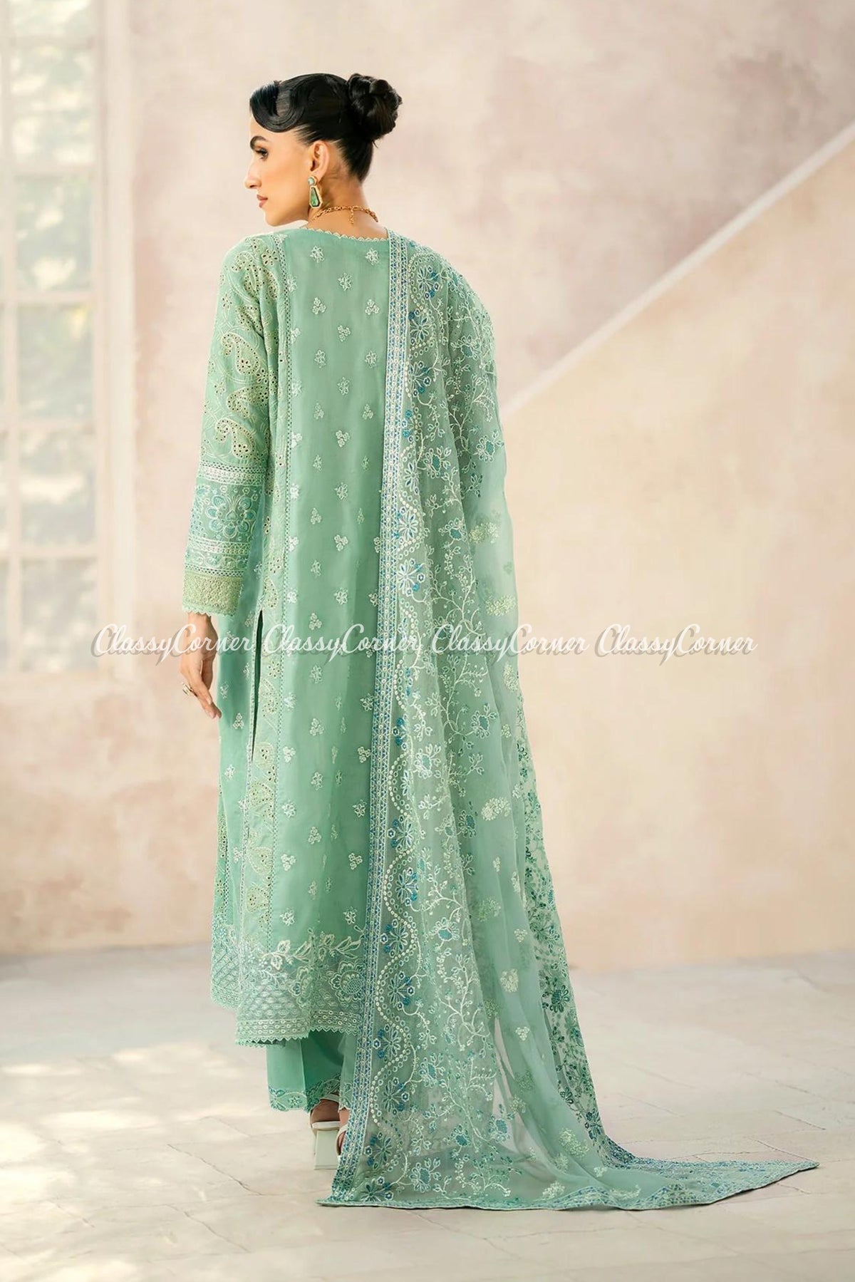 Pakistani formal wear suits 