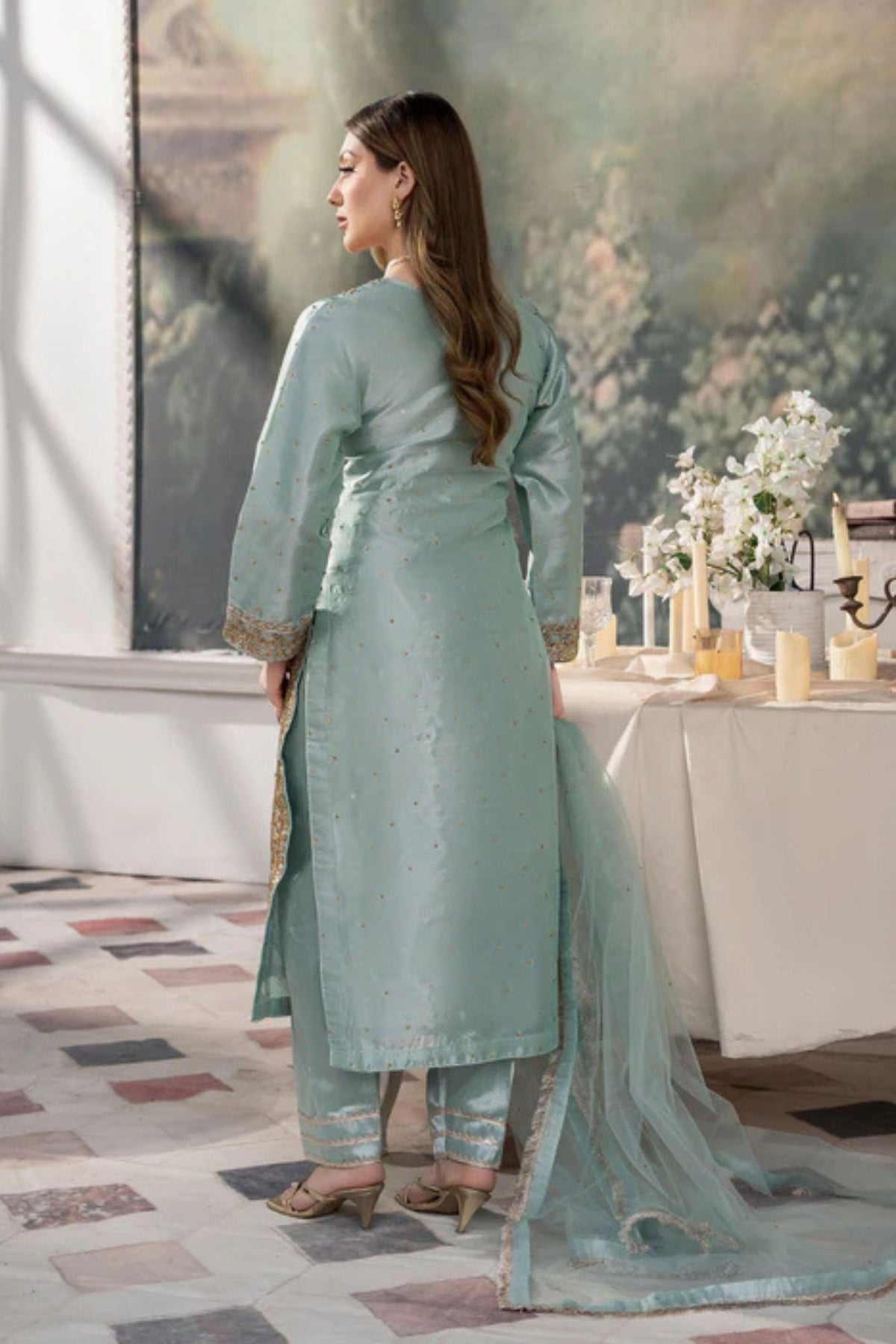 Pakistani Wedding Ensembles For Females