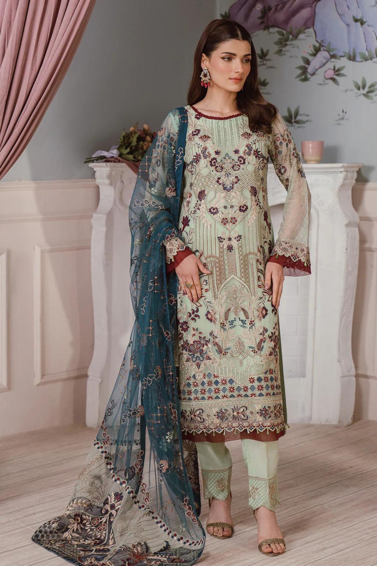 Pakistani Ladies Formal Wedding Outfits