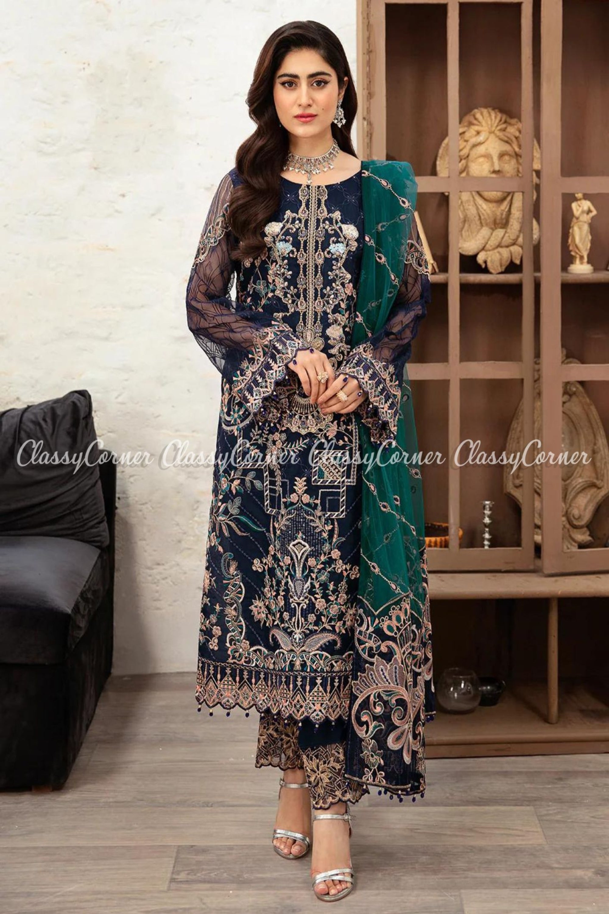 pakistani wedding party outfits