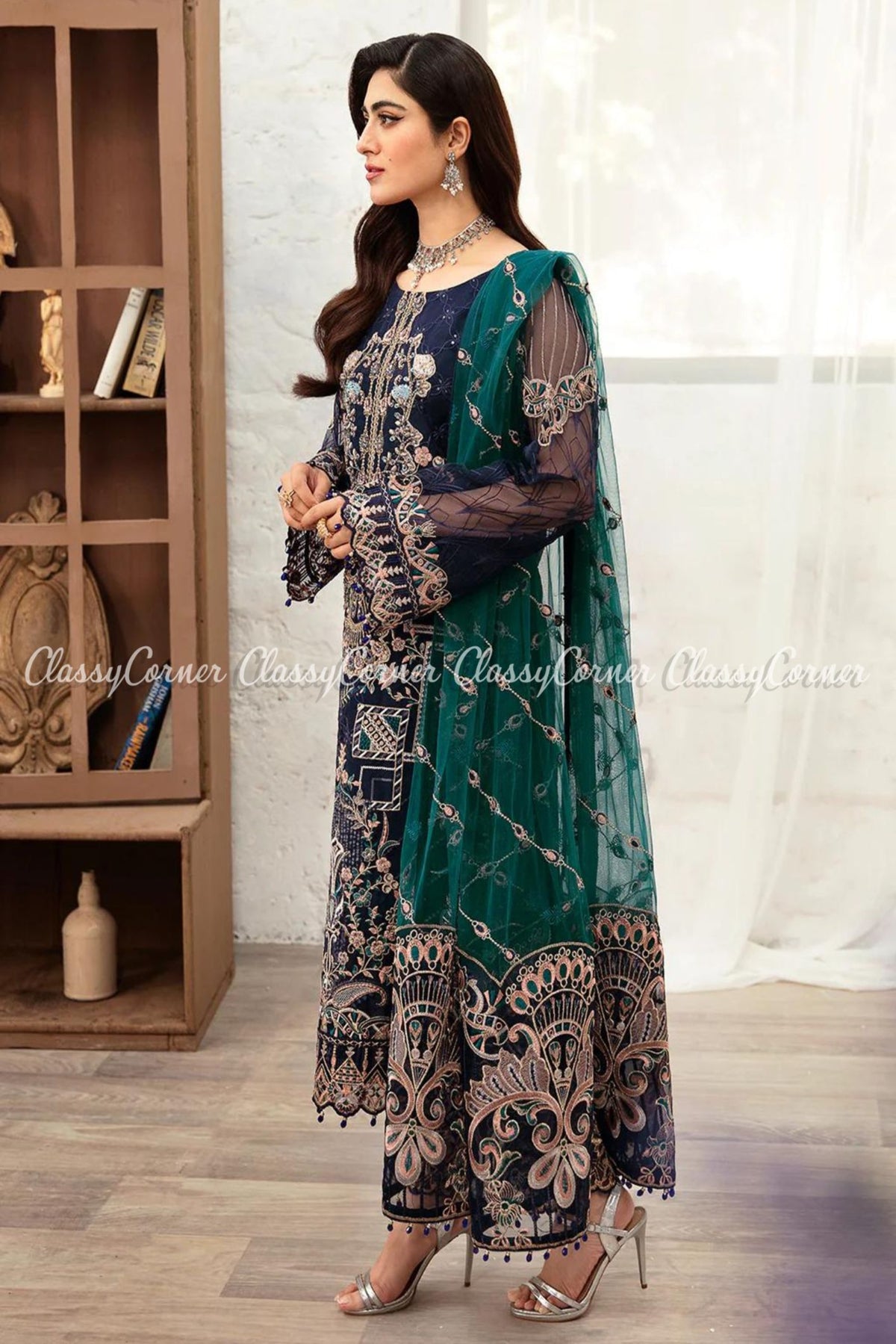 pakistani wedding party outfits